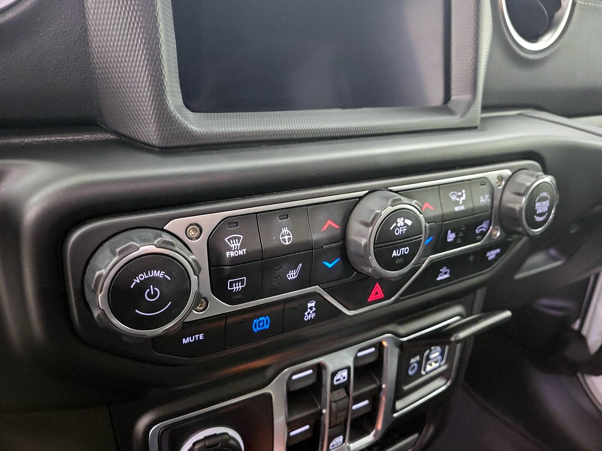 Thumbnail: 2023 Jeep Wrangler - 16