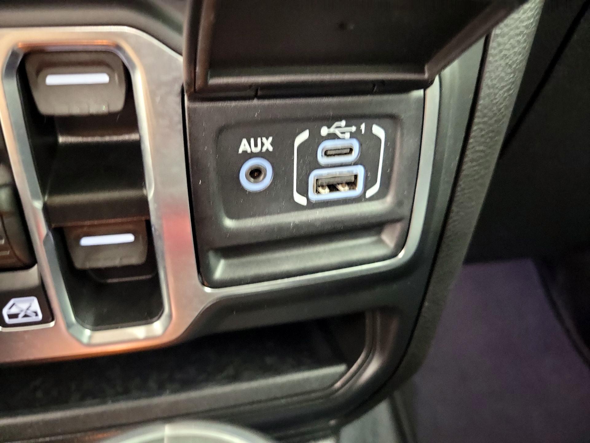 Thumbnail: 2023 Jeep Wrangler - 18