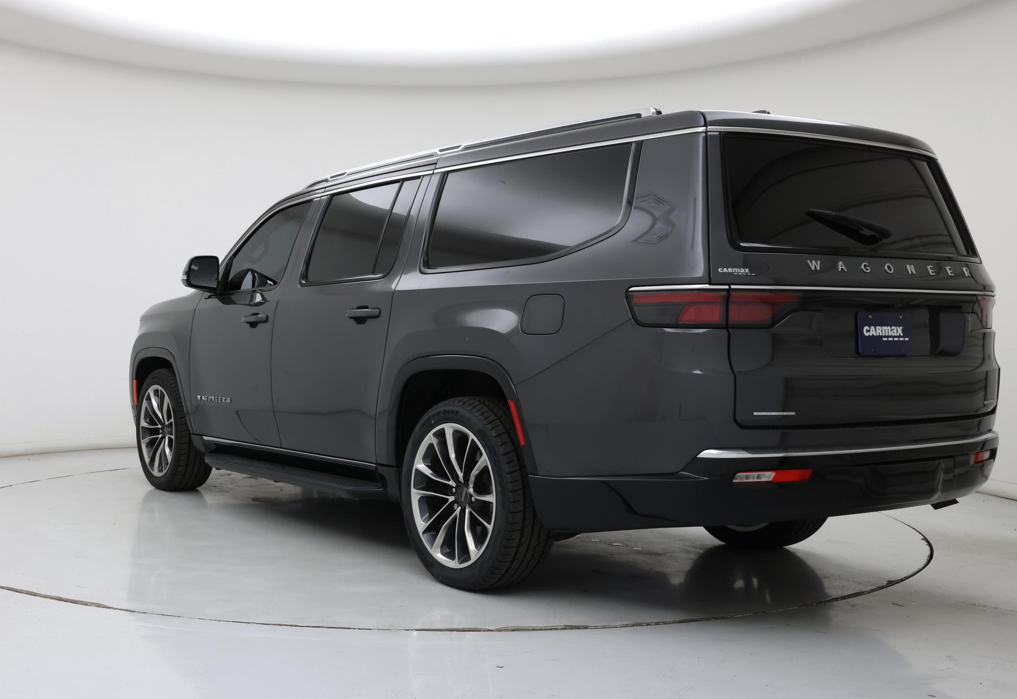 Thumbnail: 2023 Jeep Wagoneer - 2