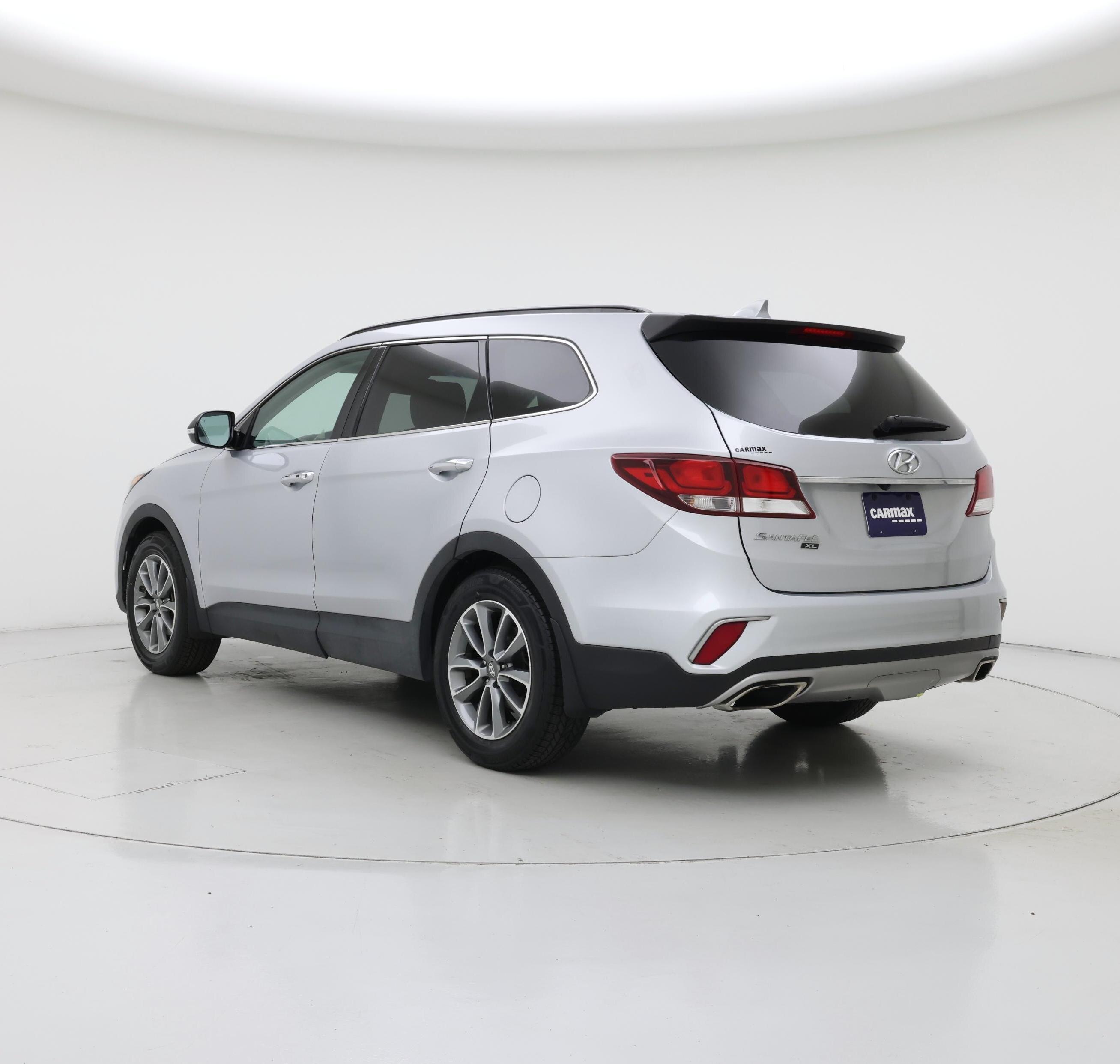 Thumbnail: 2019 Hyundai Santa Fe - 2