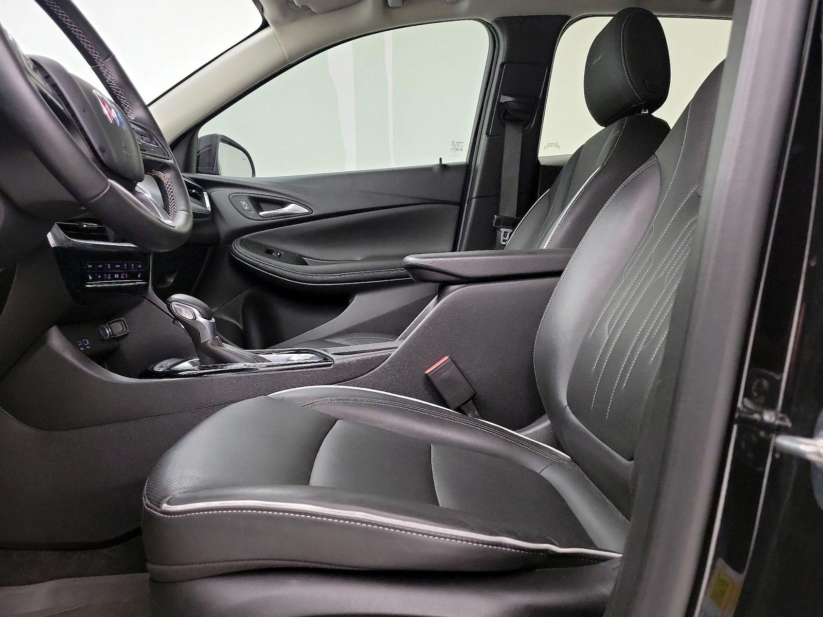2024 Buick Encore GX Avenir - Photo 12