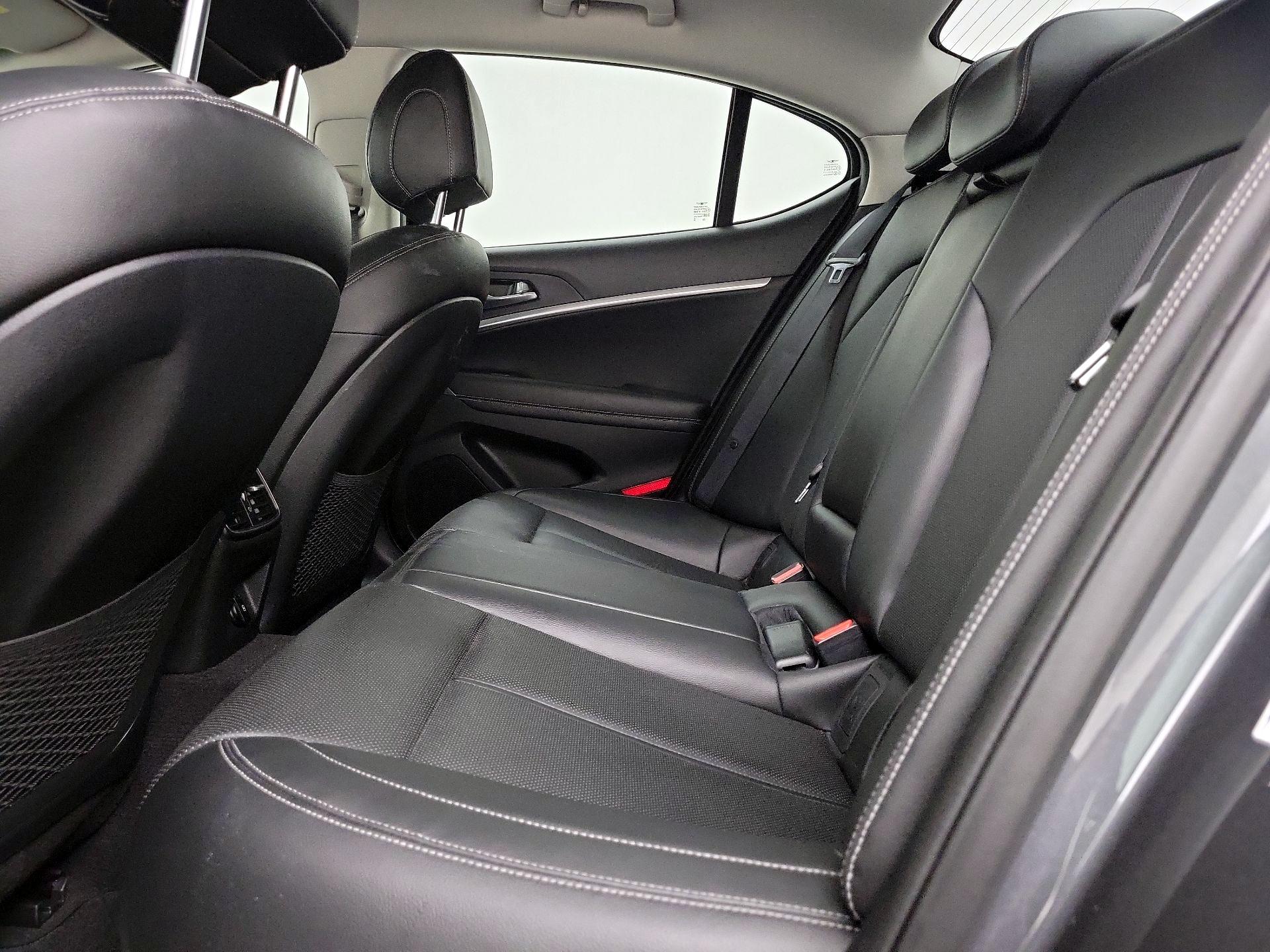 Thumbnail: 2019 Genesis G70 - 19