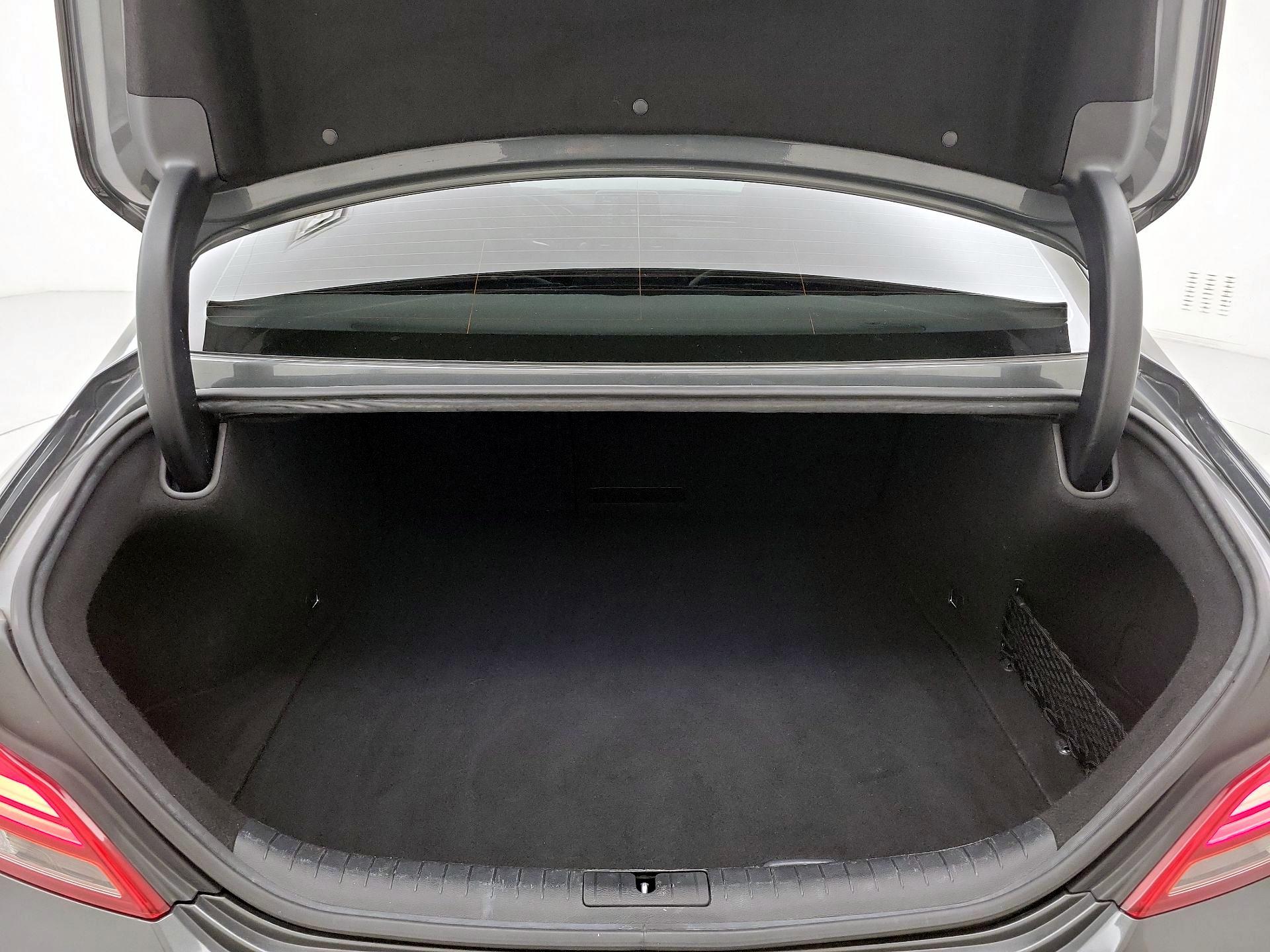 Thumbnail: 2019 Genesis G70 - 20