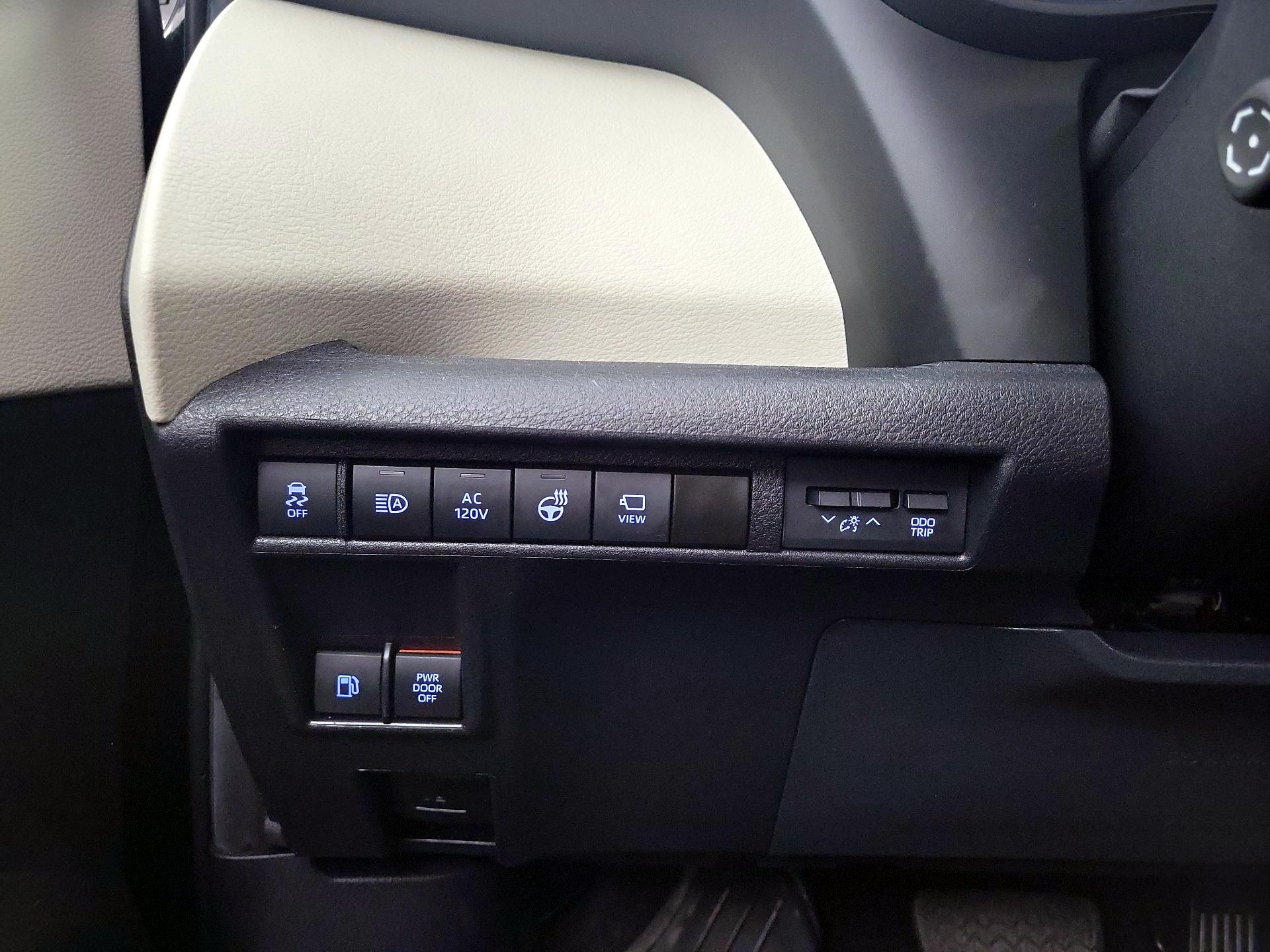 Thumbnail: 2024 Toyota Sienna - 13