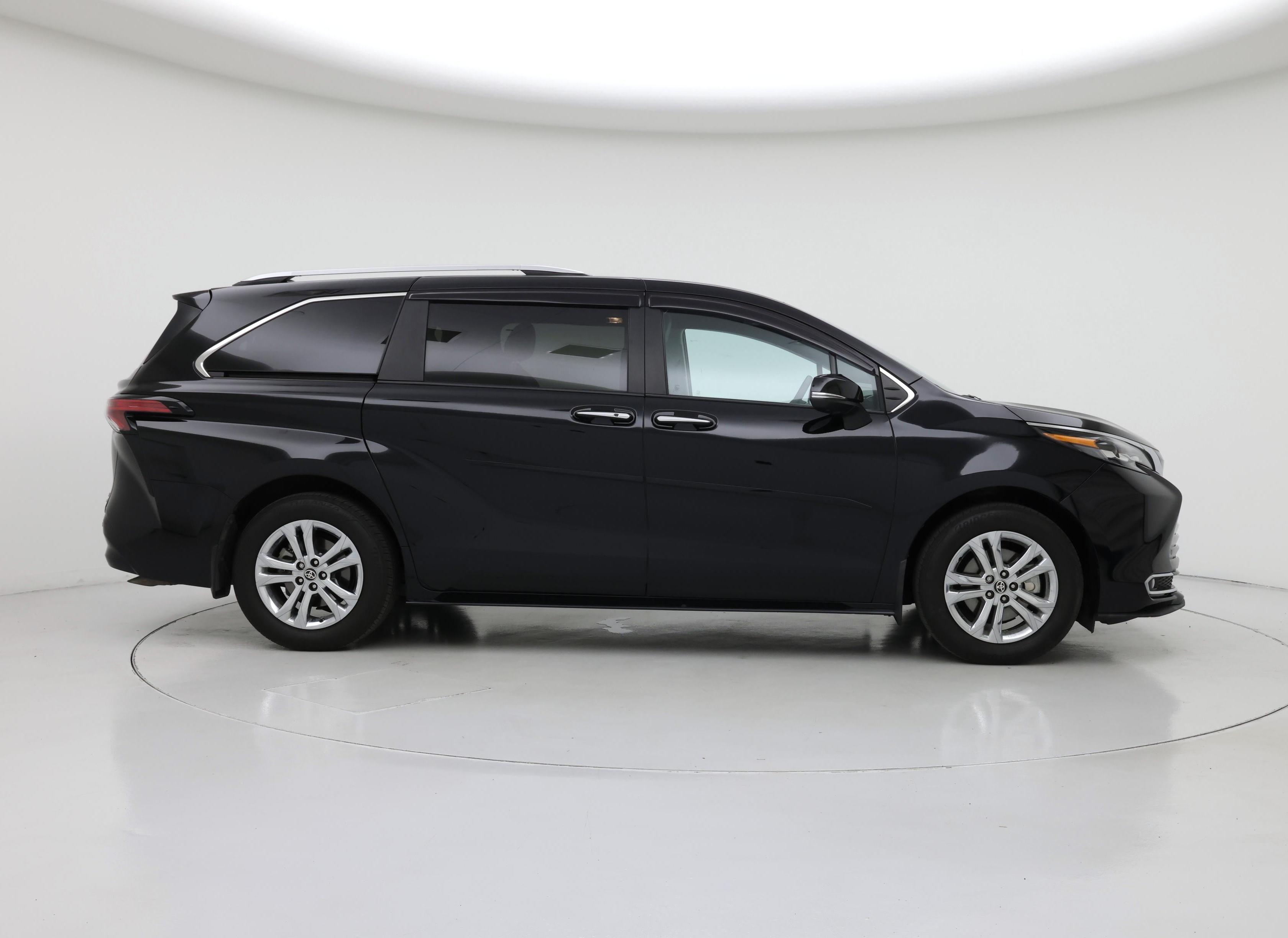 Thumbnail: 2024 Toyota Sienna - 7