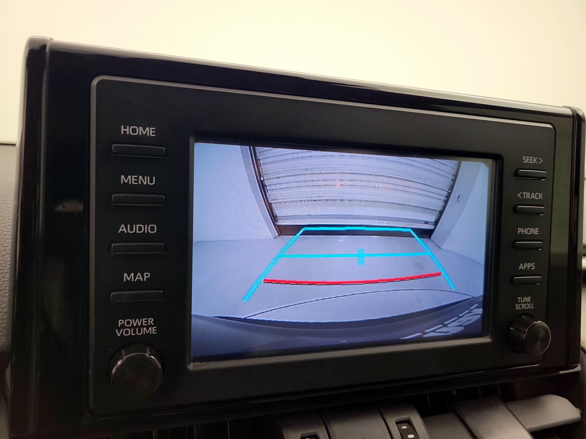 Thumbnail: 2019 Toyota RAV4 - 14