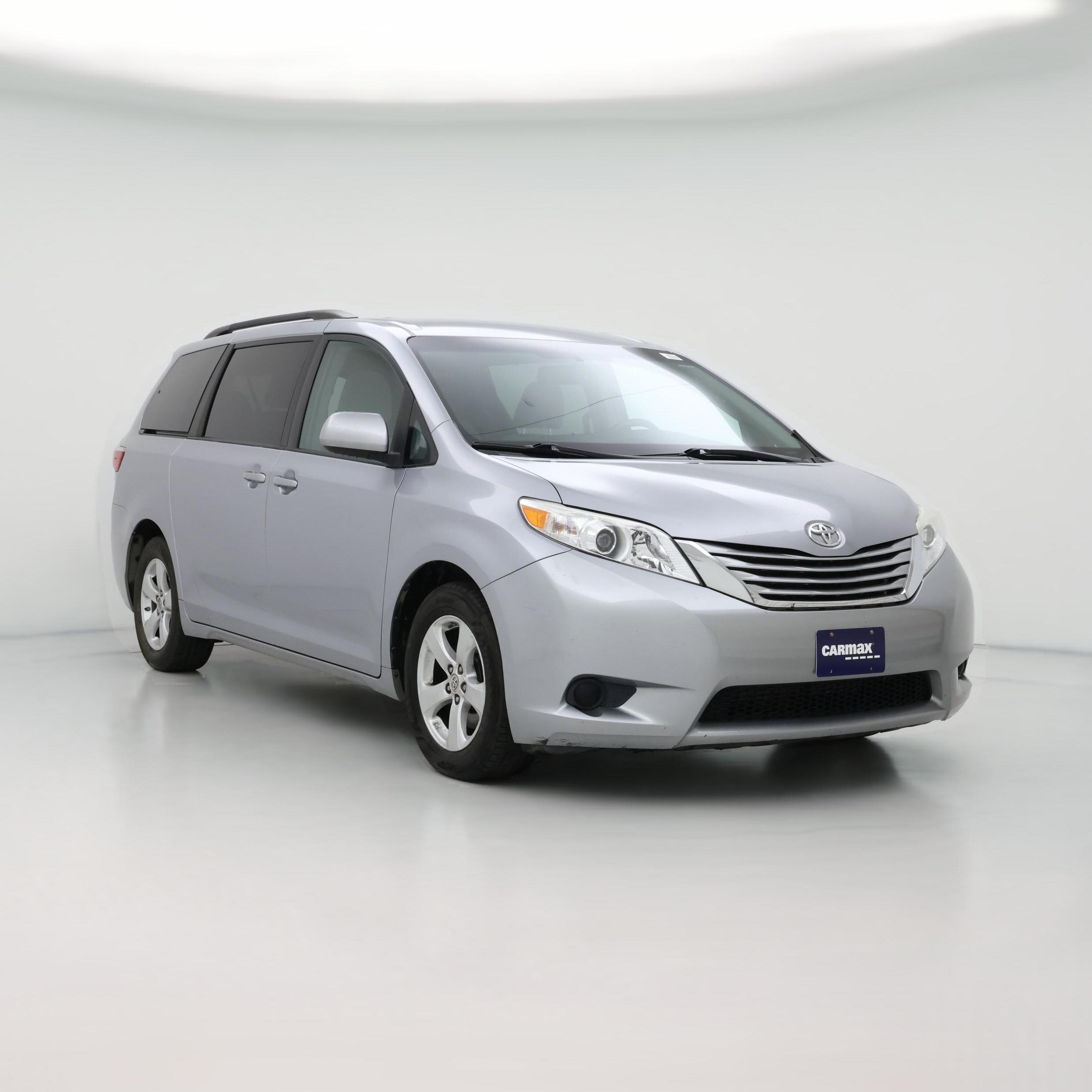 Thumbnail: 2017 Toyota Sienna - 1