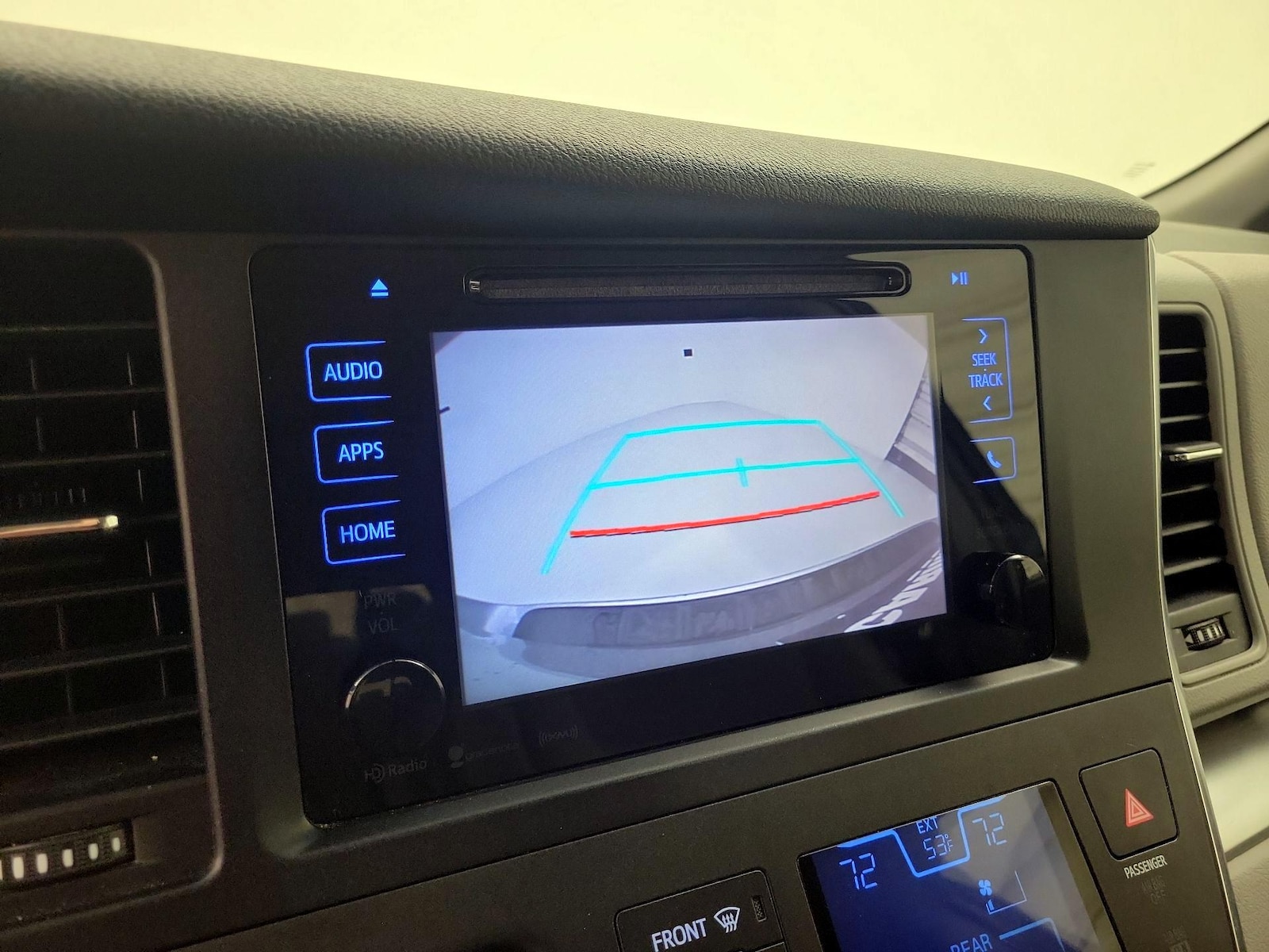 2017 Toyota Sienna LE - Photo 15