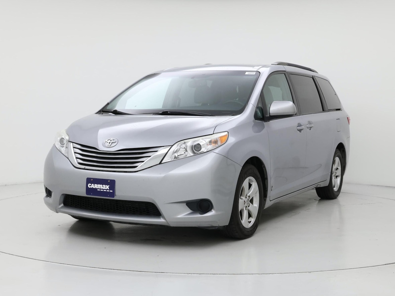 2017 Toyota Sienna LE - Photo 5