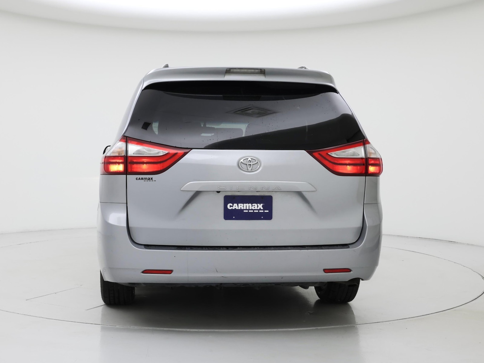 2017 Toyota Sienna LE - Photo 7