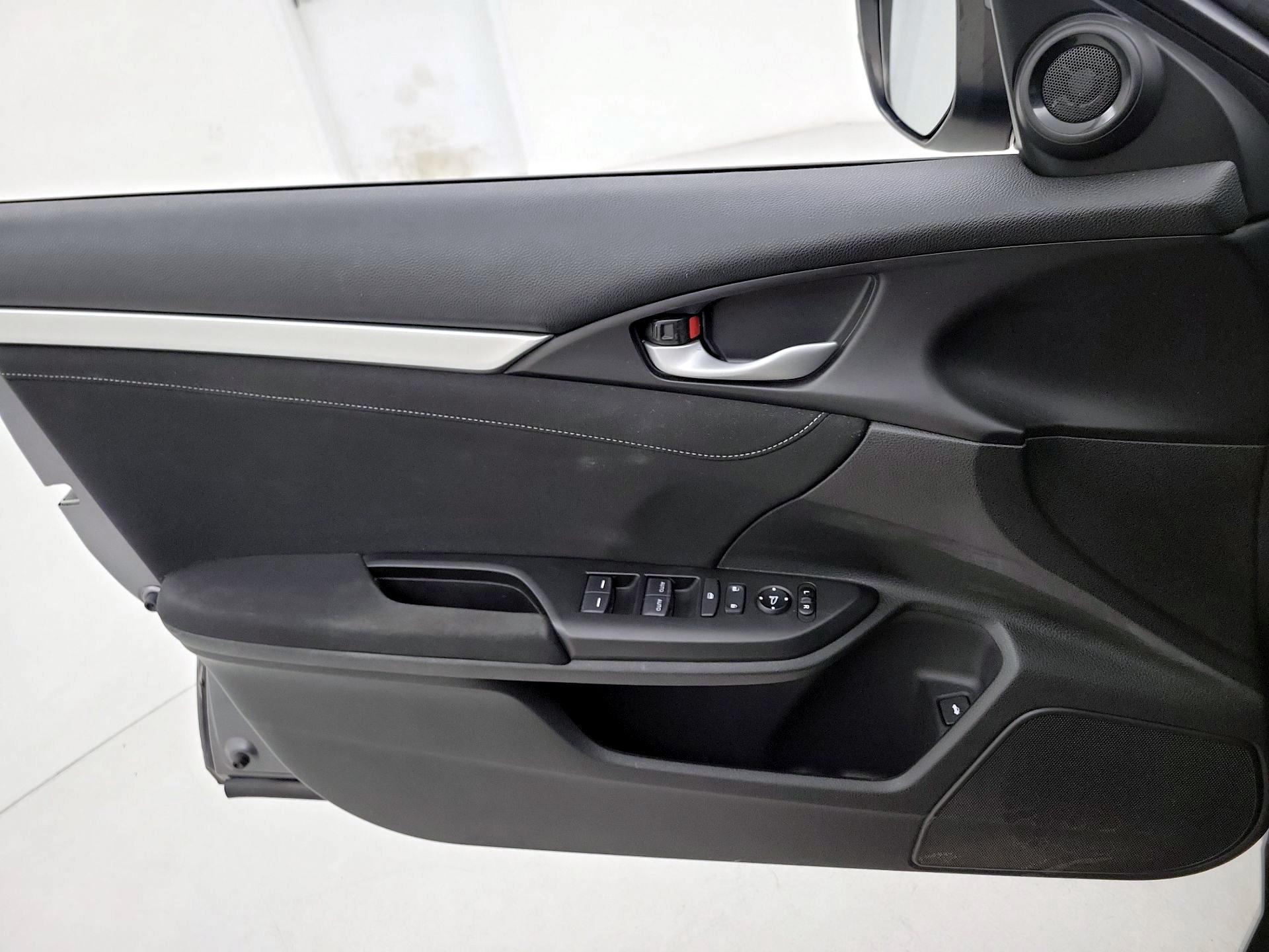 Thumbnail: 2019 Honda Civic - 12