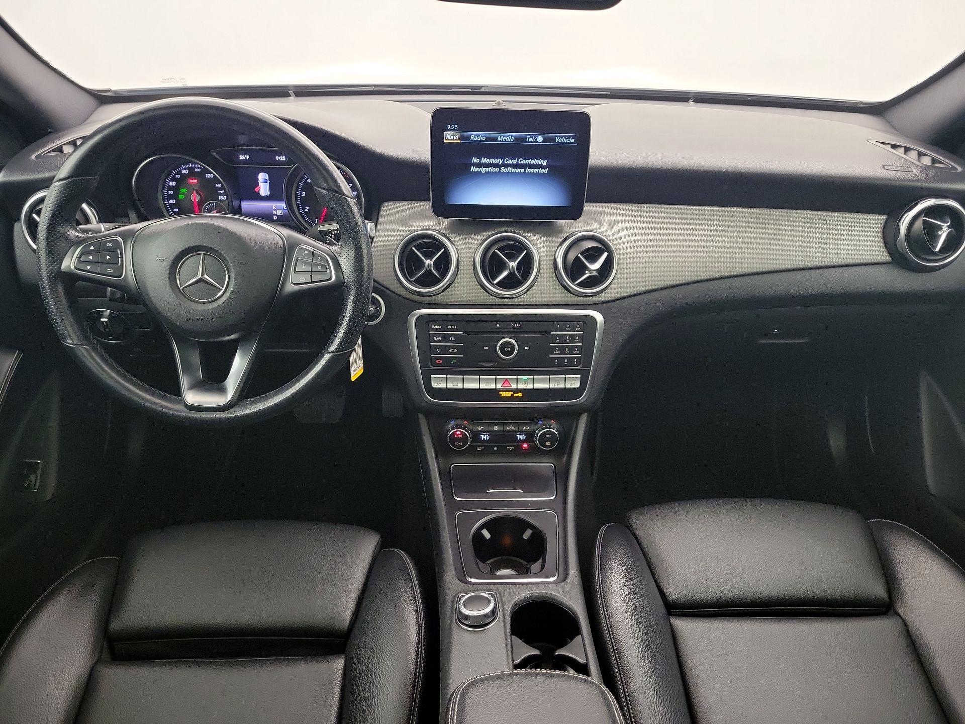 Thumbnail: 2020 Mercedes-Benz GLA - 9
