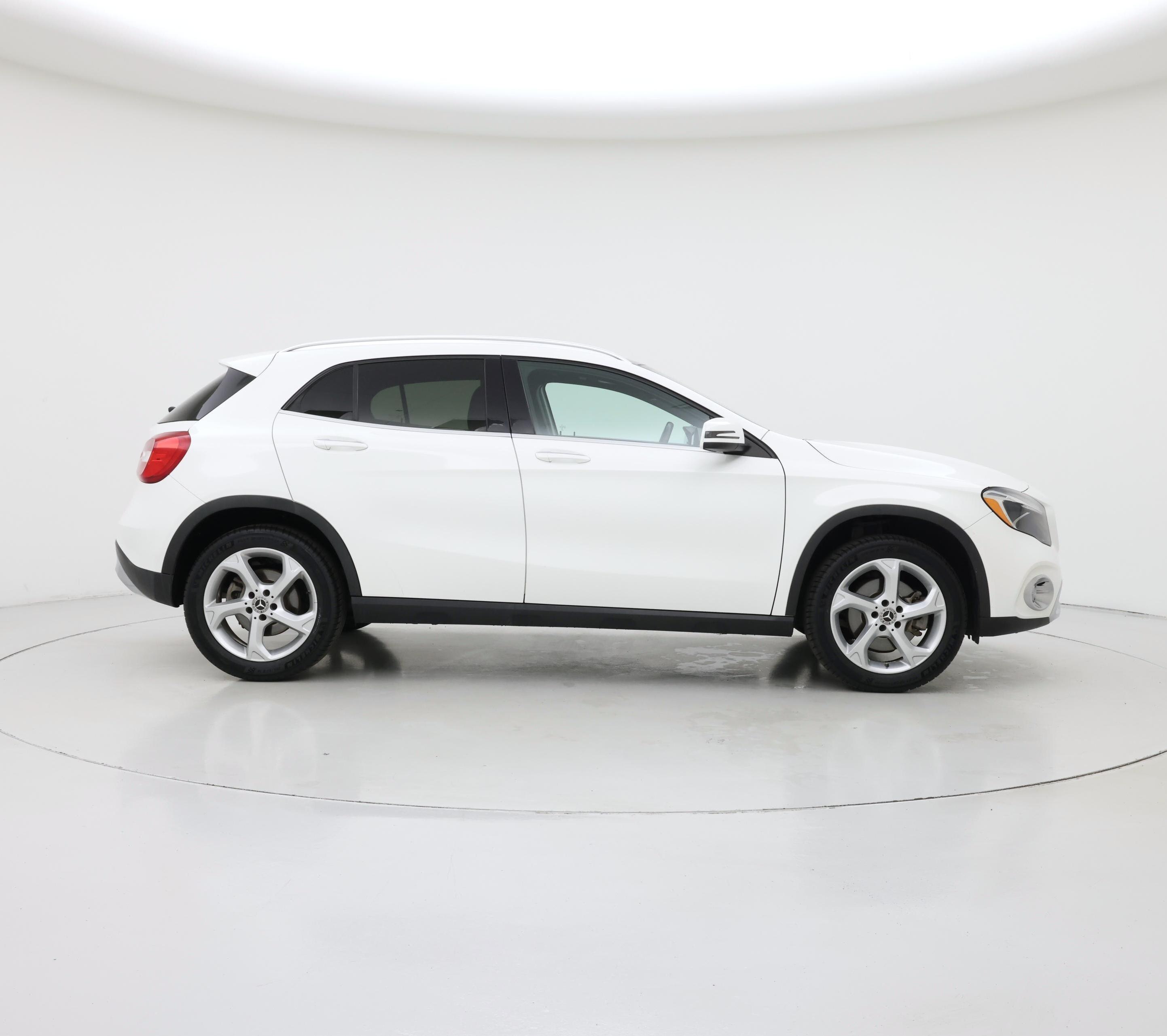 Thumbnail: 2020 Mercedes-Benz GLA - 7