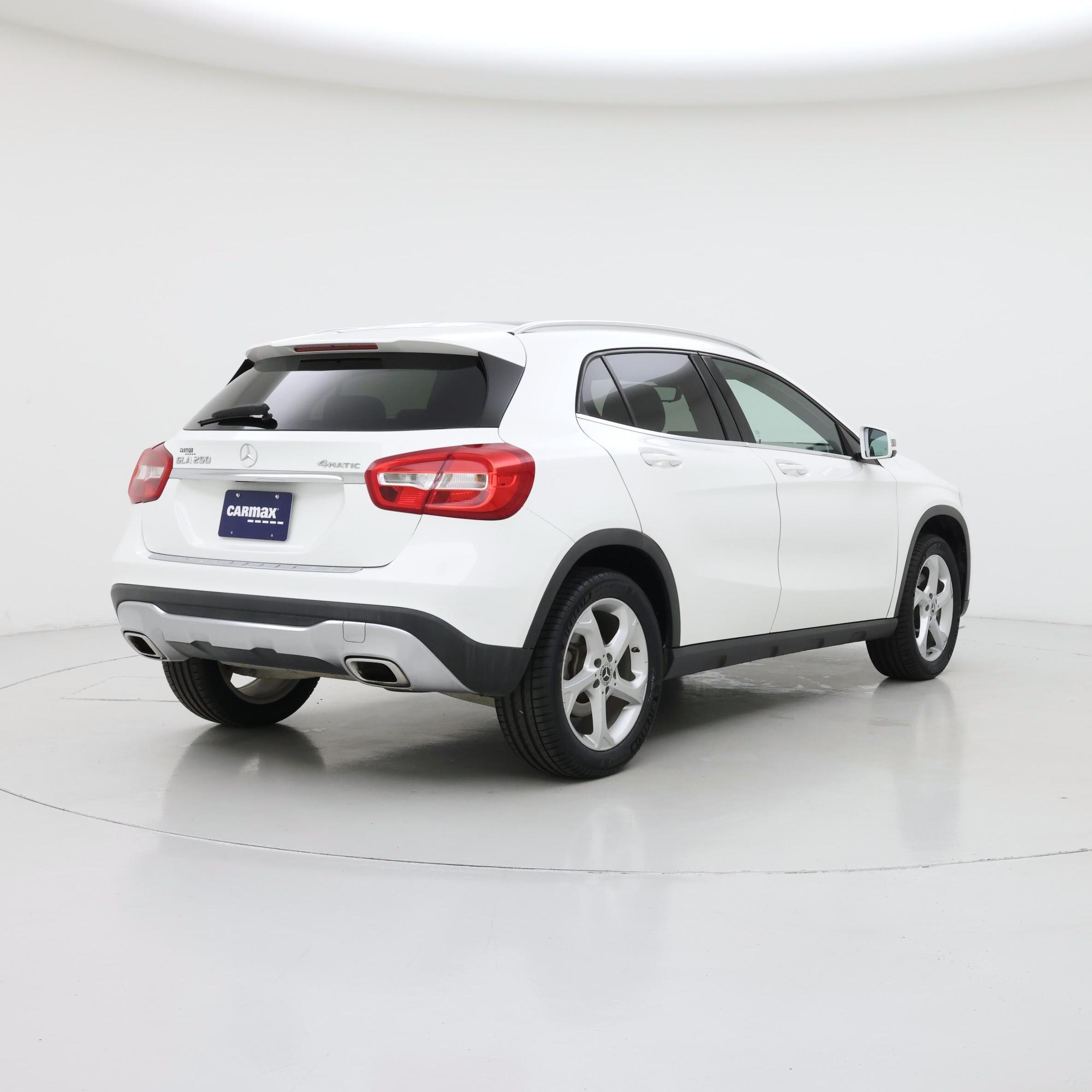 Thumbnail: 2020 Mercedes-Benz GLA - 8