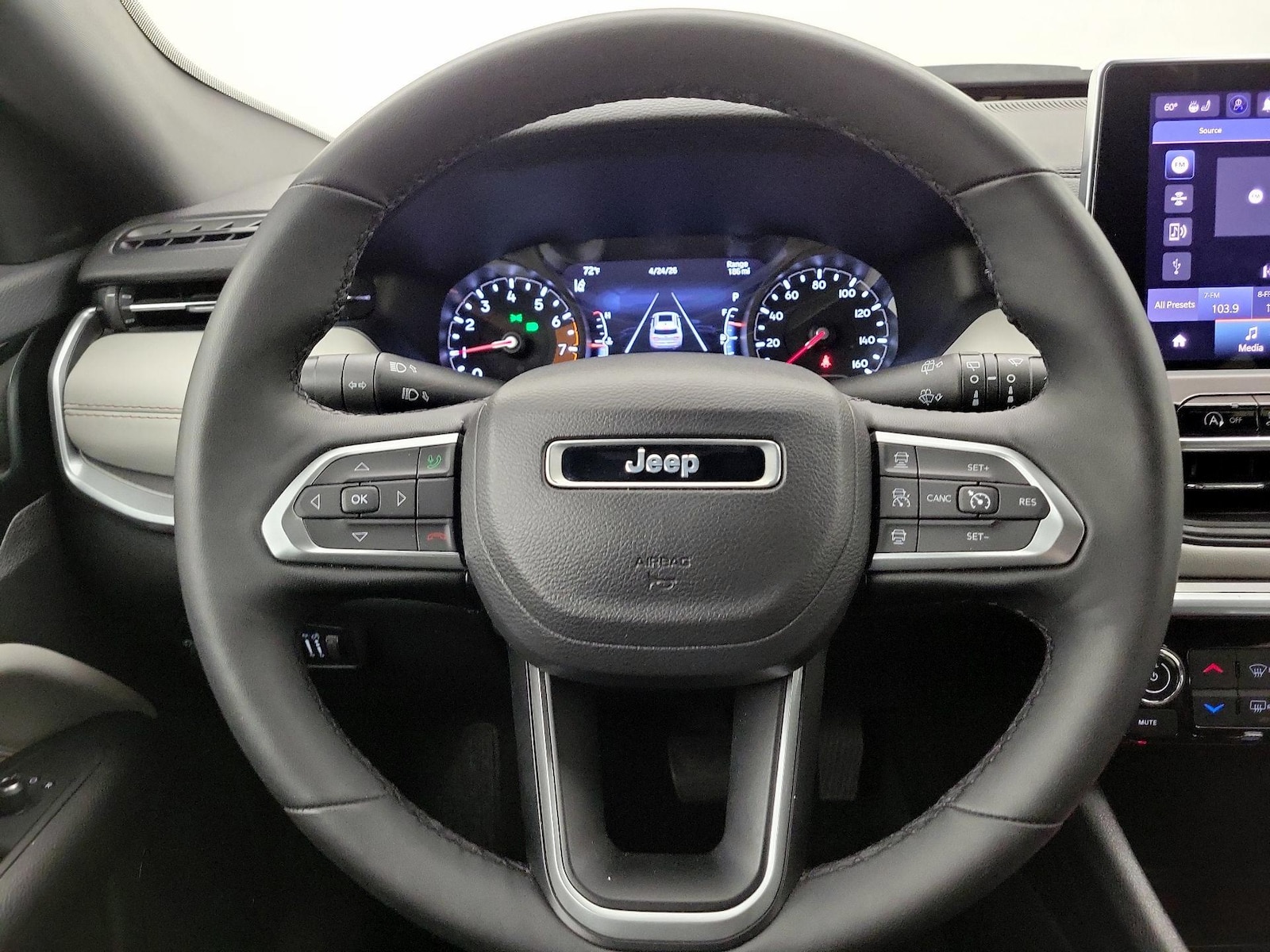 2025 Jeep Compass Limited - Photo 11