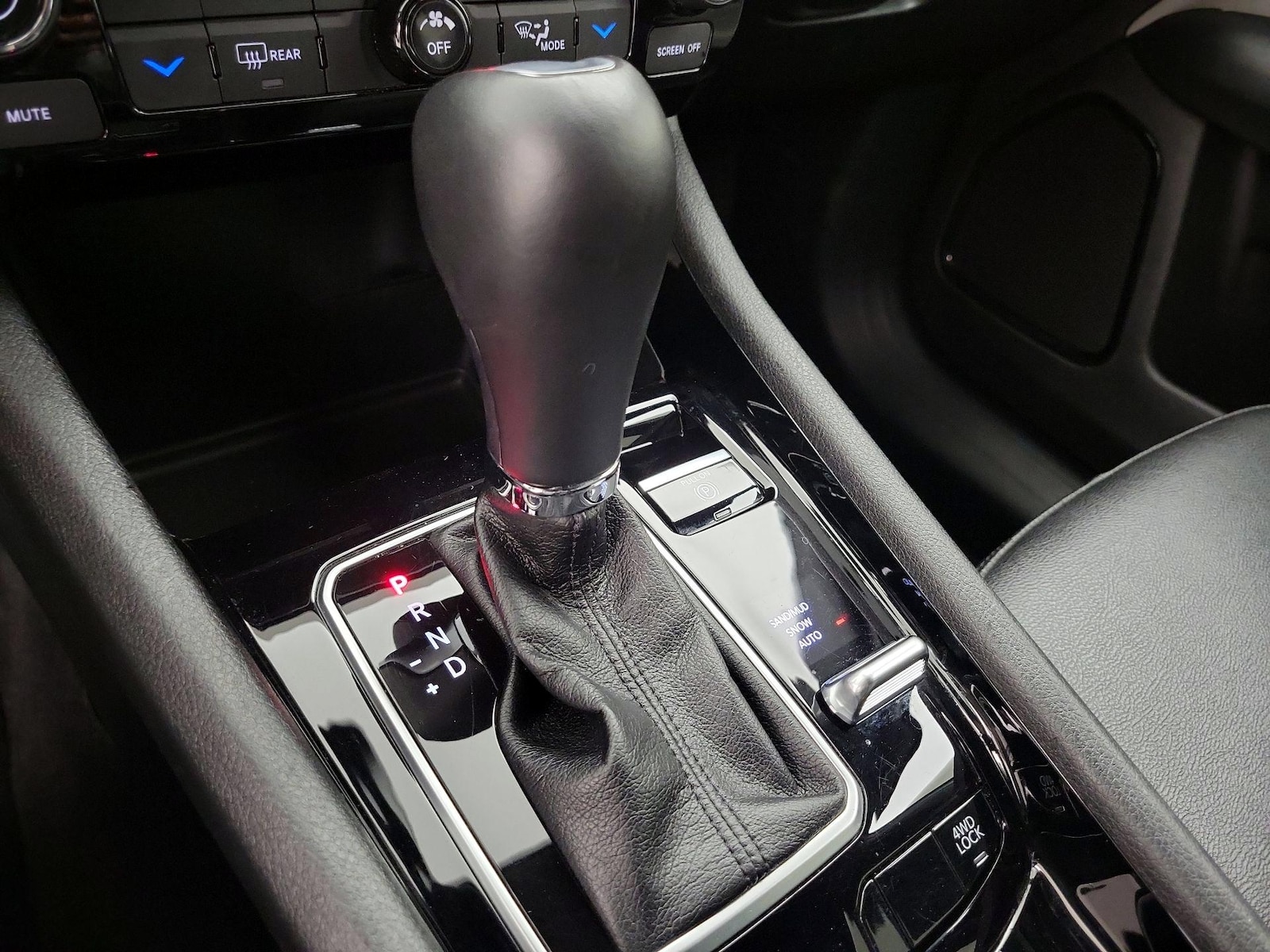 2025 Jeep Compass Limited - Photo 18