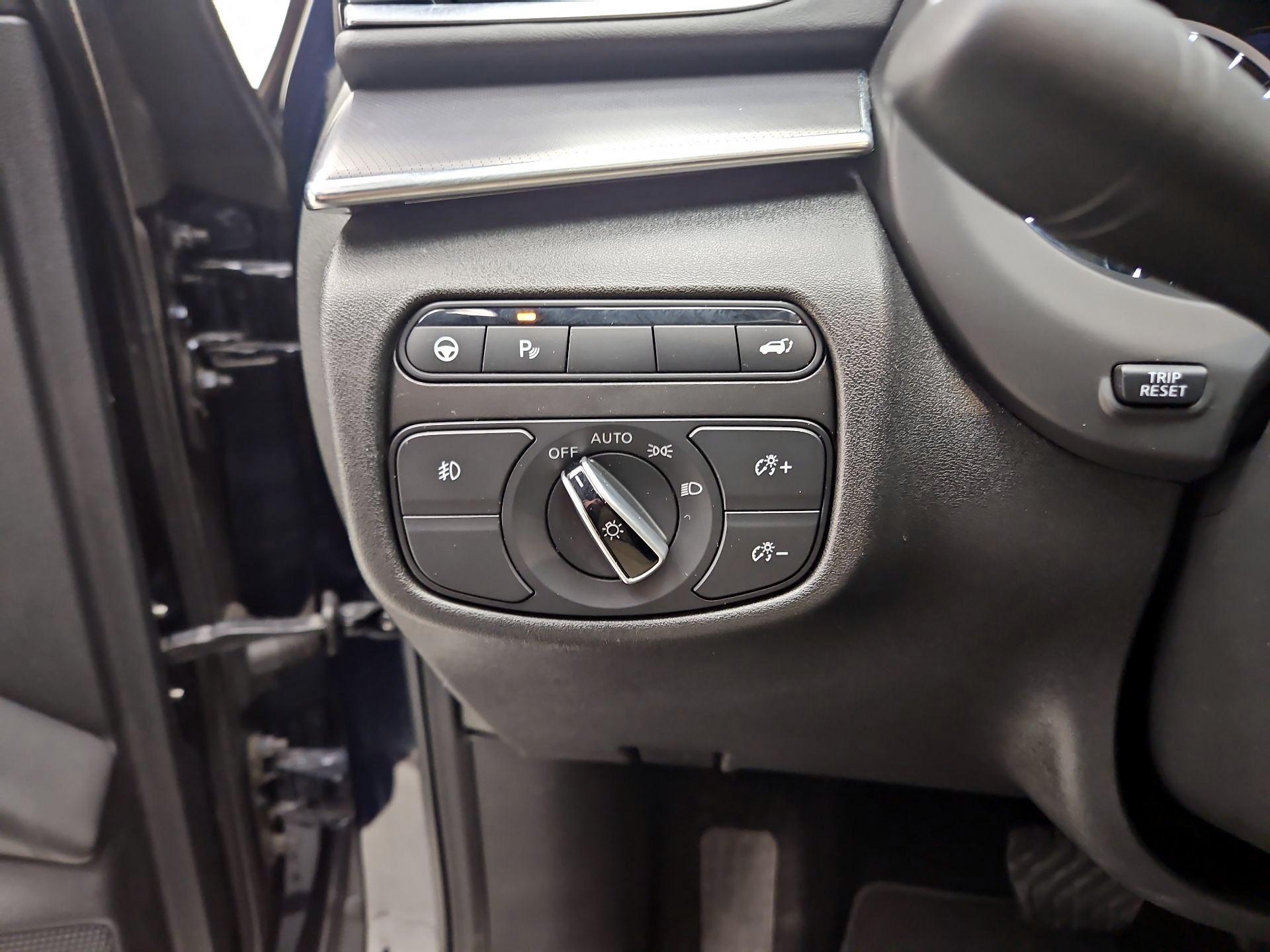 Thumbnail: 2023 INFINITI QX55 - 13