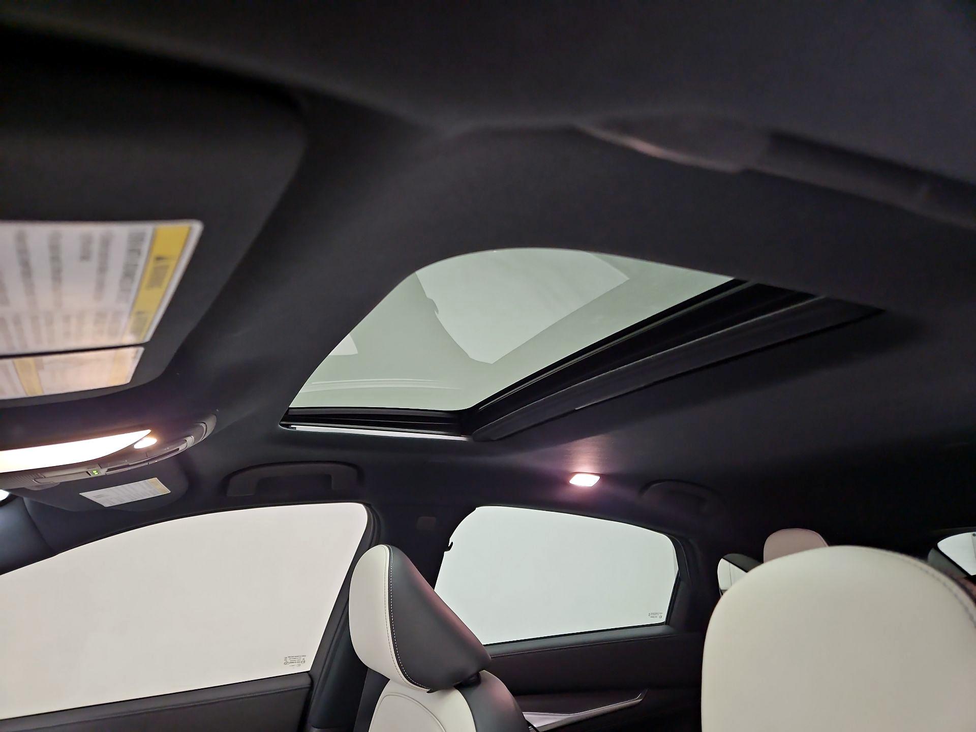 Thumbnail: 2023 INFINITI QX55 - 19