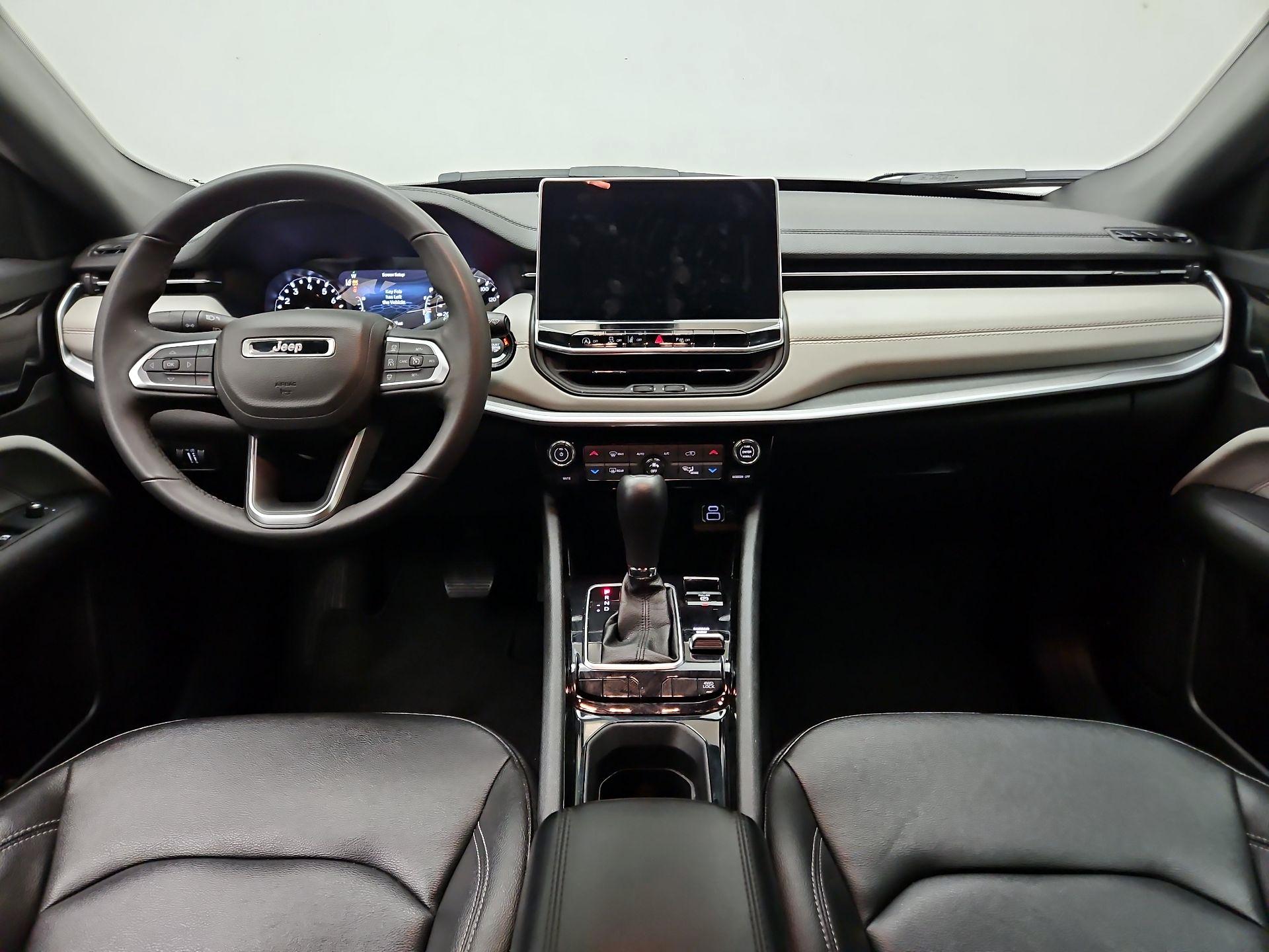 Thumbnail: 2025 Jeep Compass - 9