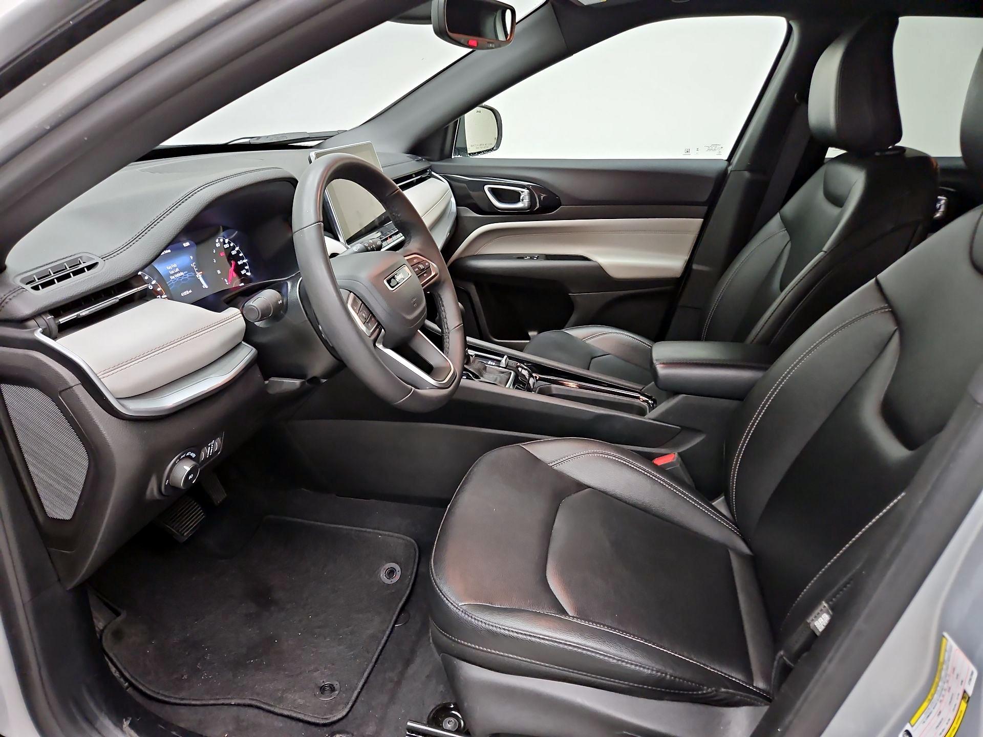 Thumbnail: 2025 Jeep Compass - 11