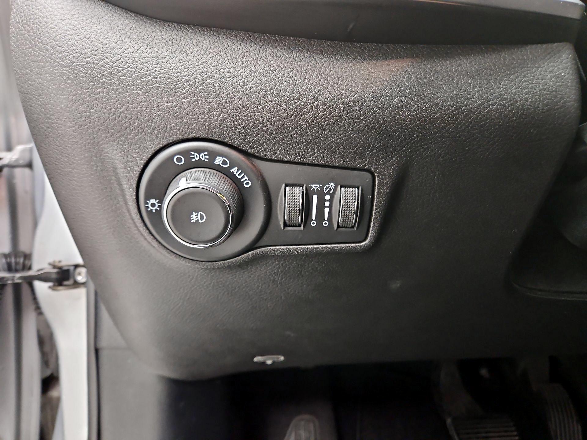 Thumbnail: 2025 Jeep Compass - 13