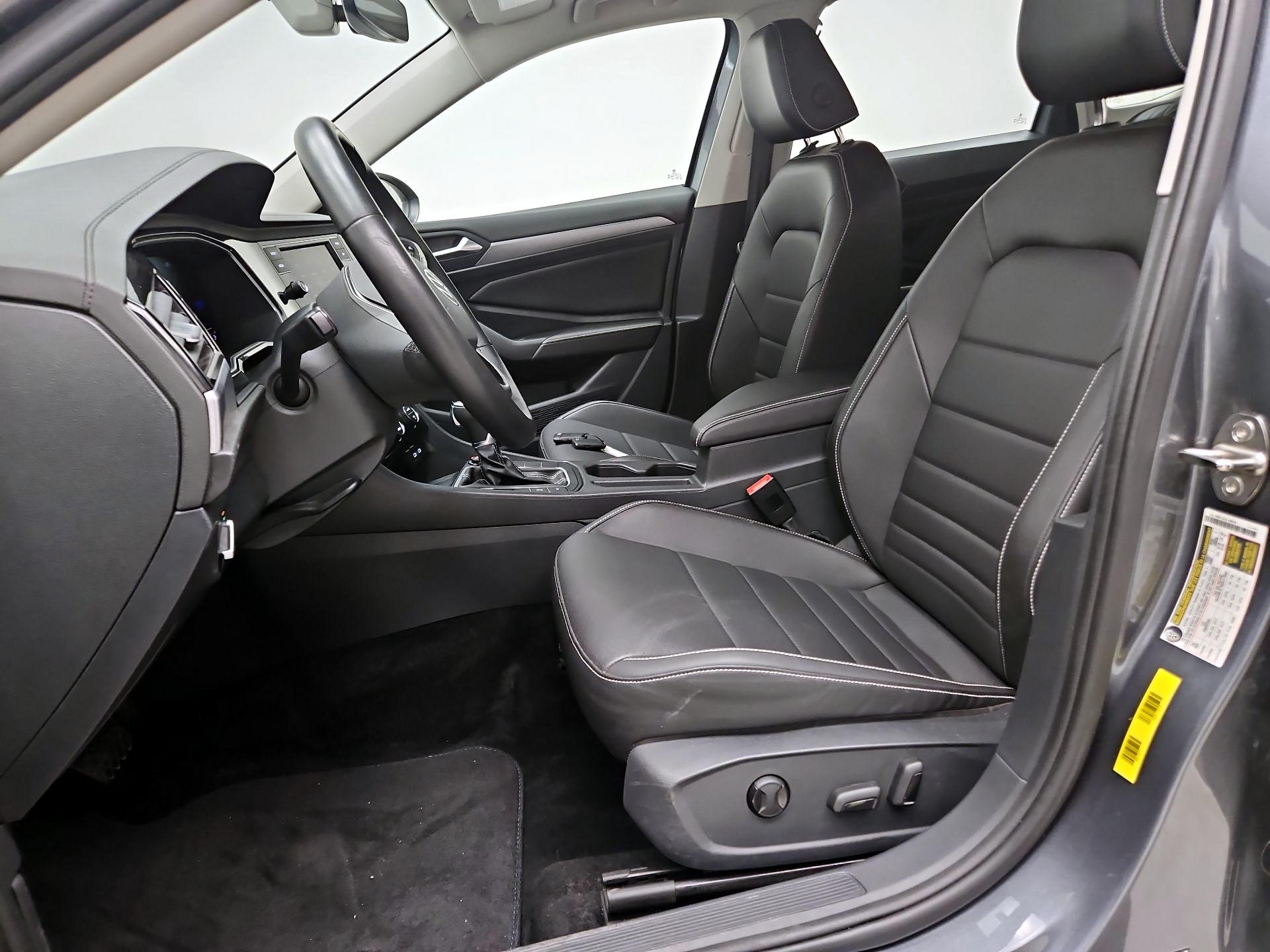 Thumbnail: 2024 Volkswagen Jetta - 11