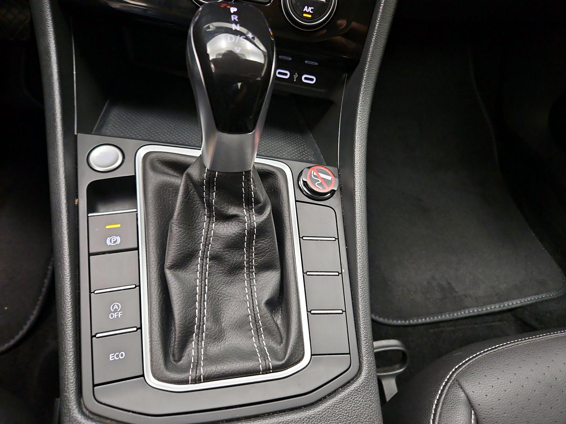 Thumbnail: 2024 Volkswagen Jetta - 17