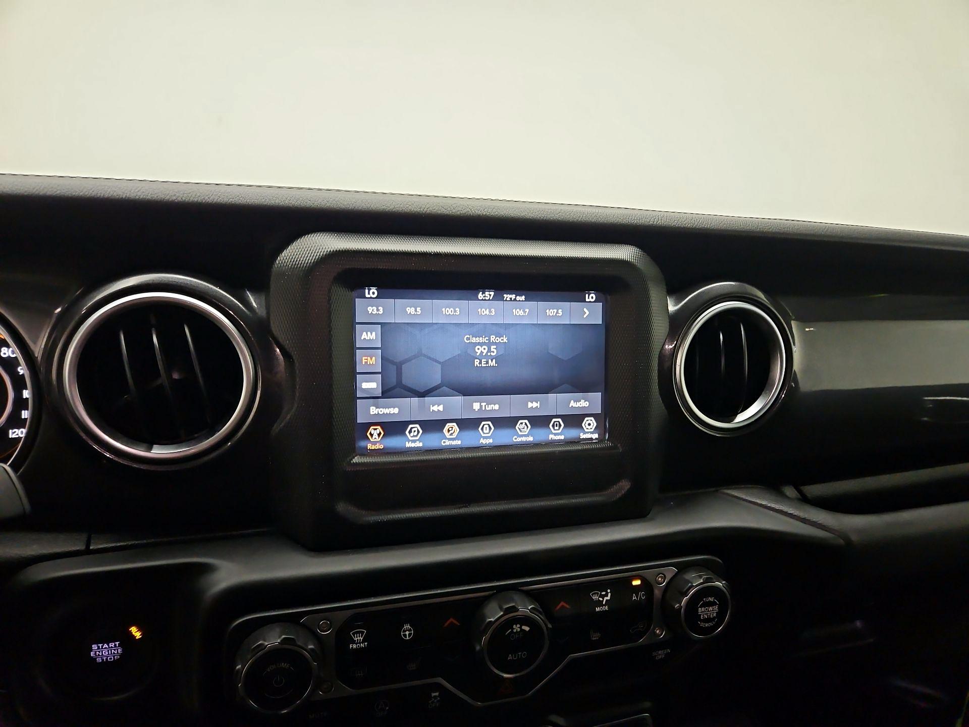 Thumbnail: 2021 Jeep Wrangler - 15