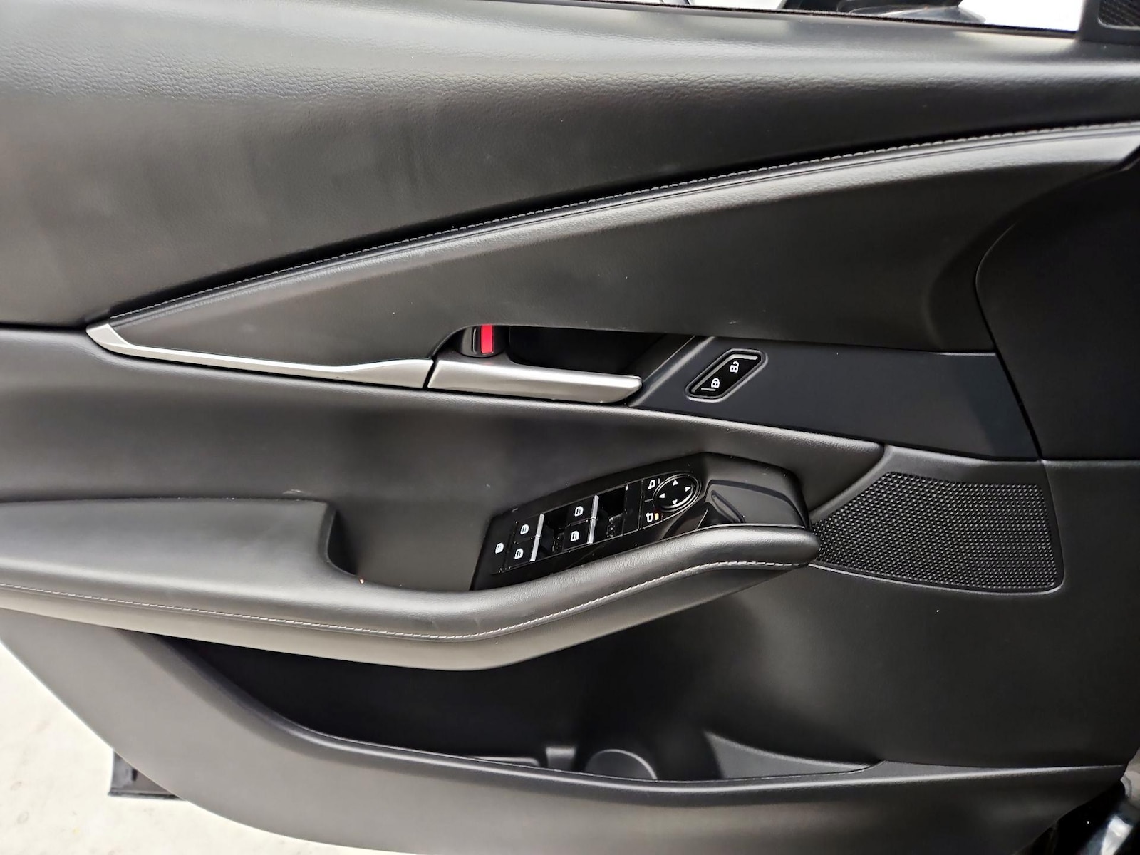 2025 Mazda CX-30 Select Sport - Photo 13
