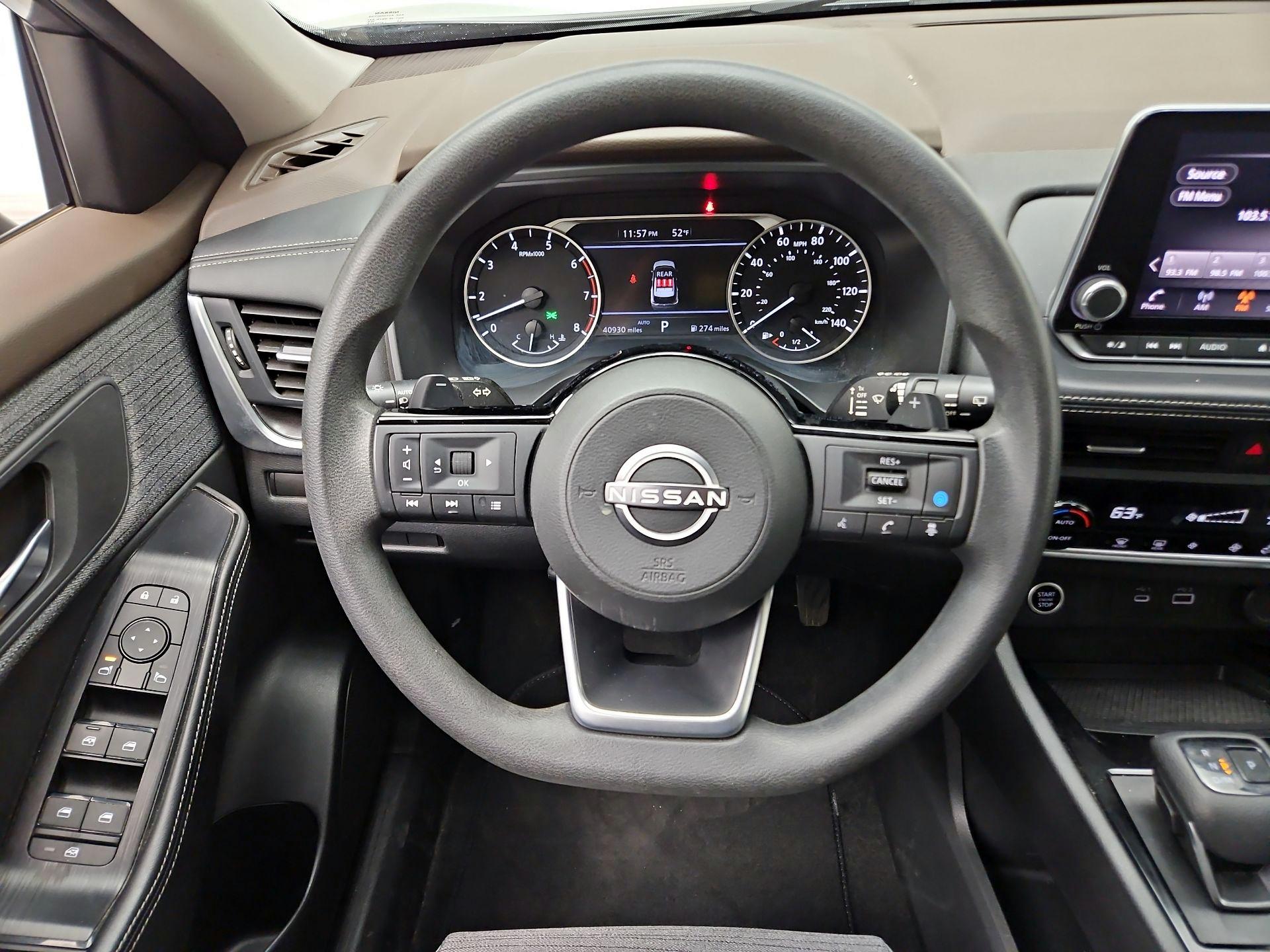 Thumbnail: 2023 Nissan Rogue - 10