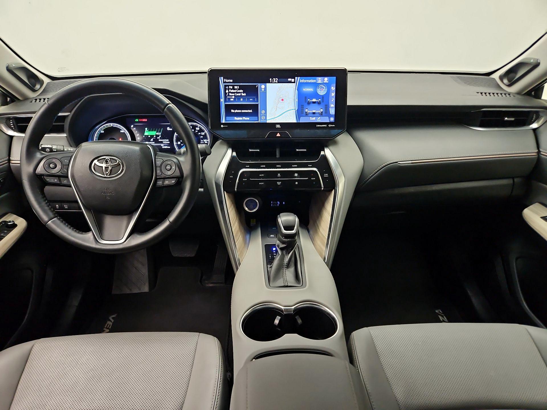 Thumbnail: 2022 Toyota Venza - 9