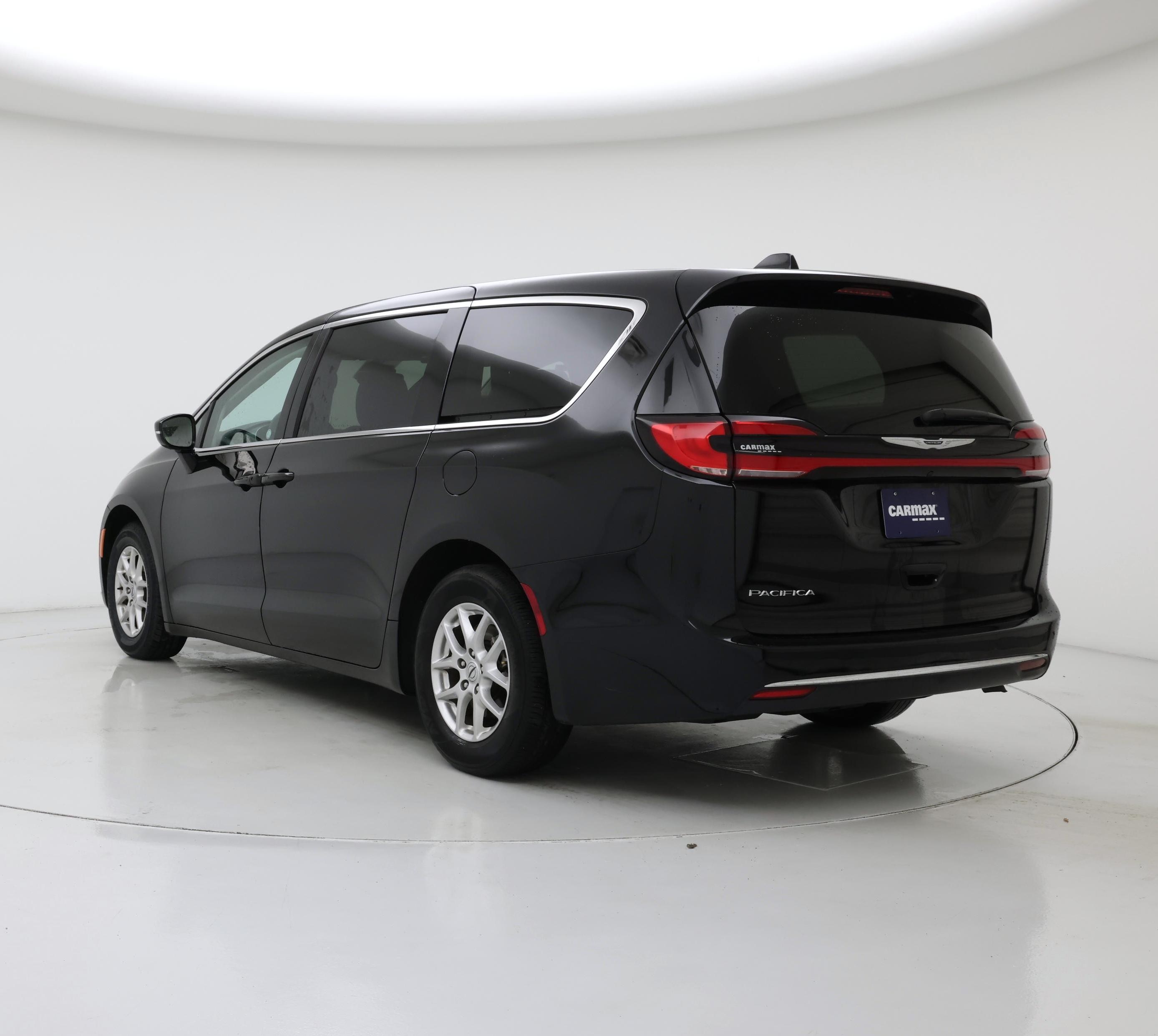 Thumbnail: 2024 Chrysler Pacifica - 2