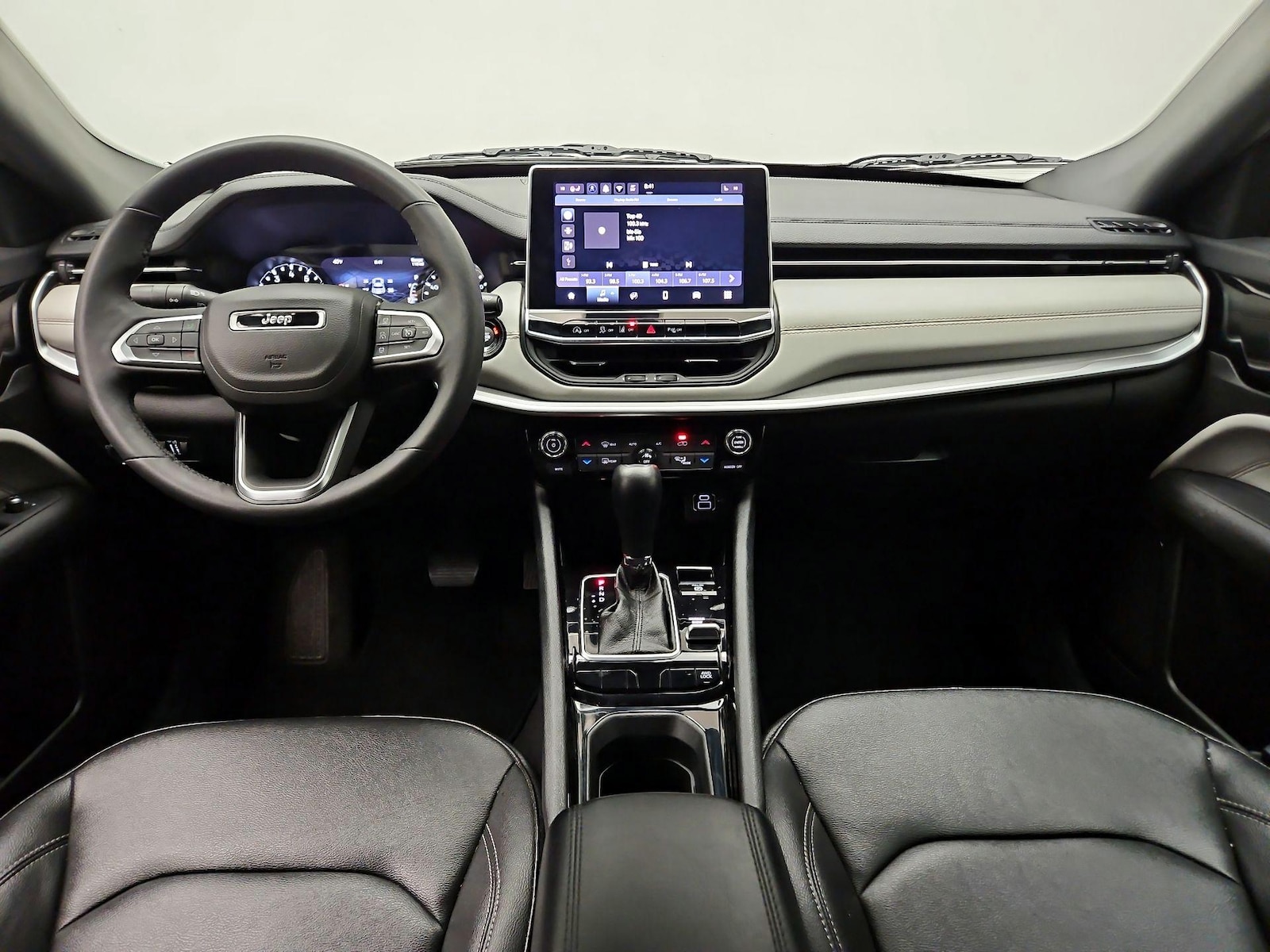2025 Jeep Compass Limited - Photo 10