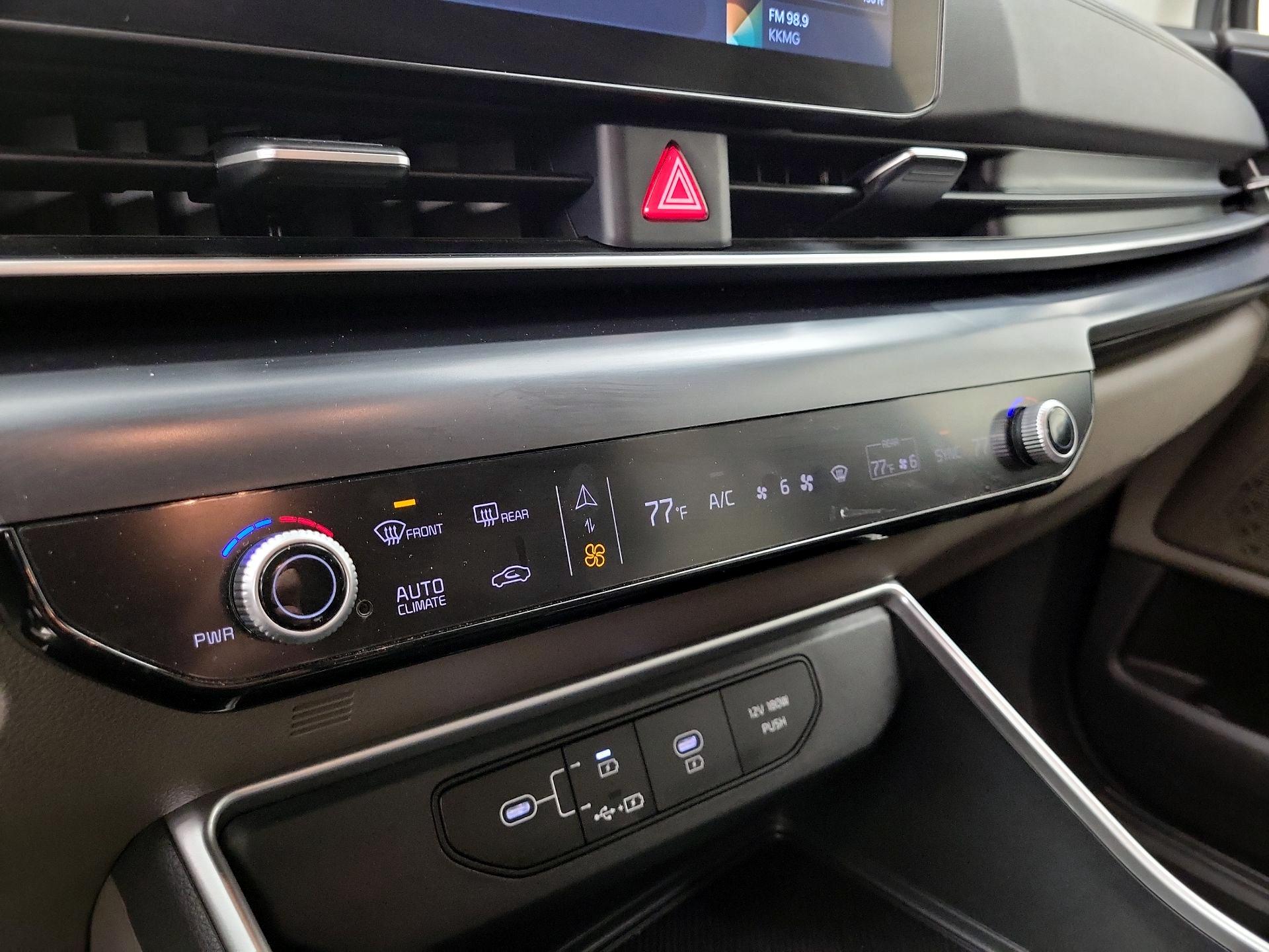 Thumbnail: 2025 Kia Carnival - 17