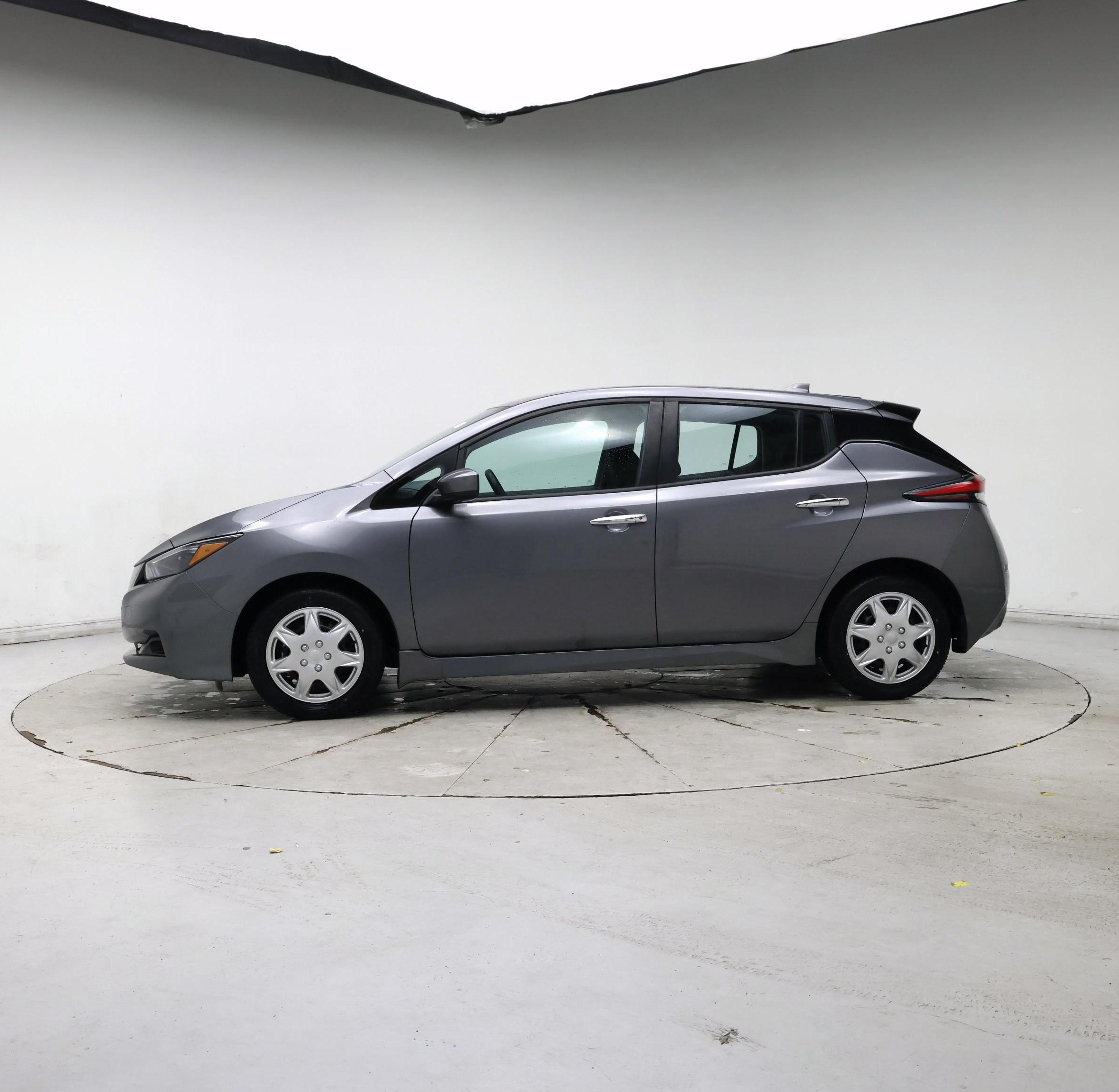 Thumbnail: 2020 Nissan Leaf - 3