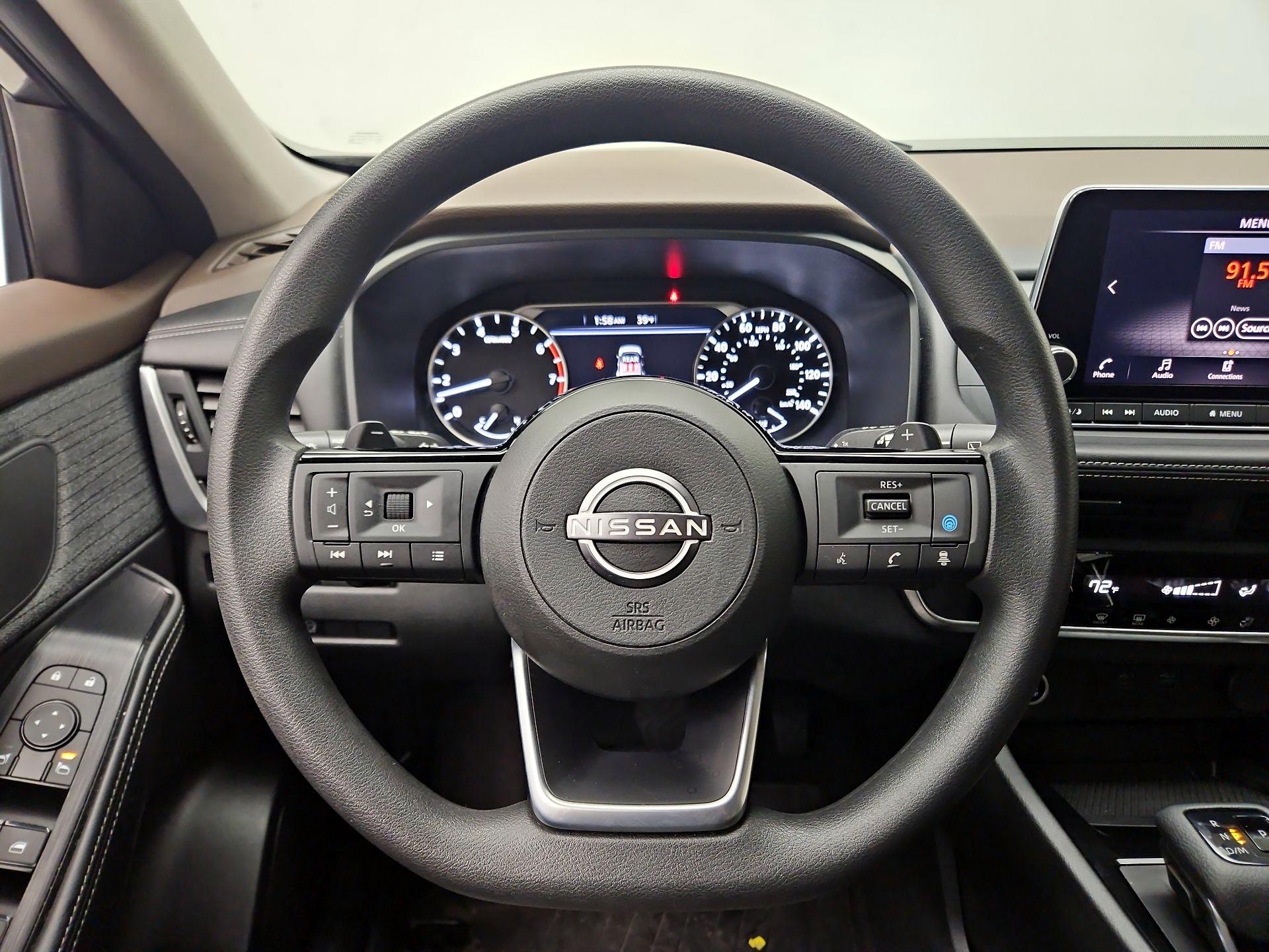 Thumbnail: 2023 Nissan Rogue - 10