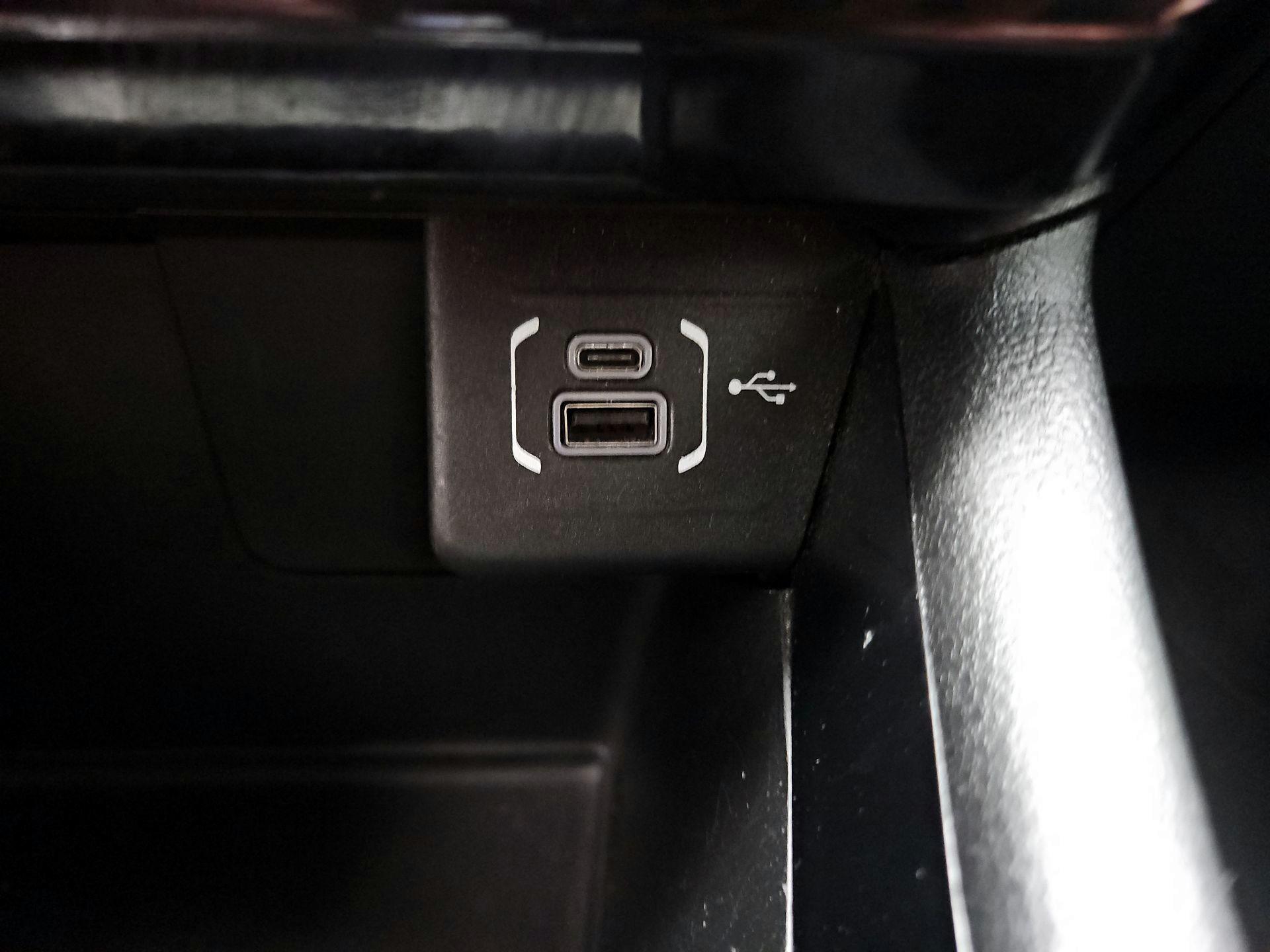 Thumbnail: 2025 Jeep Compass - 18