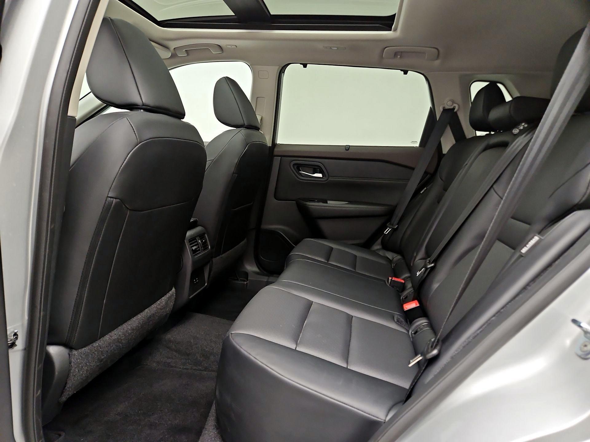 Thumbnail: 2023 Nissan Rogue - 20
