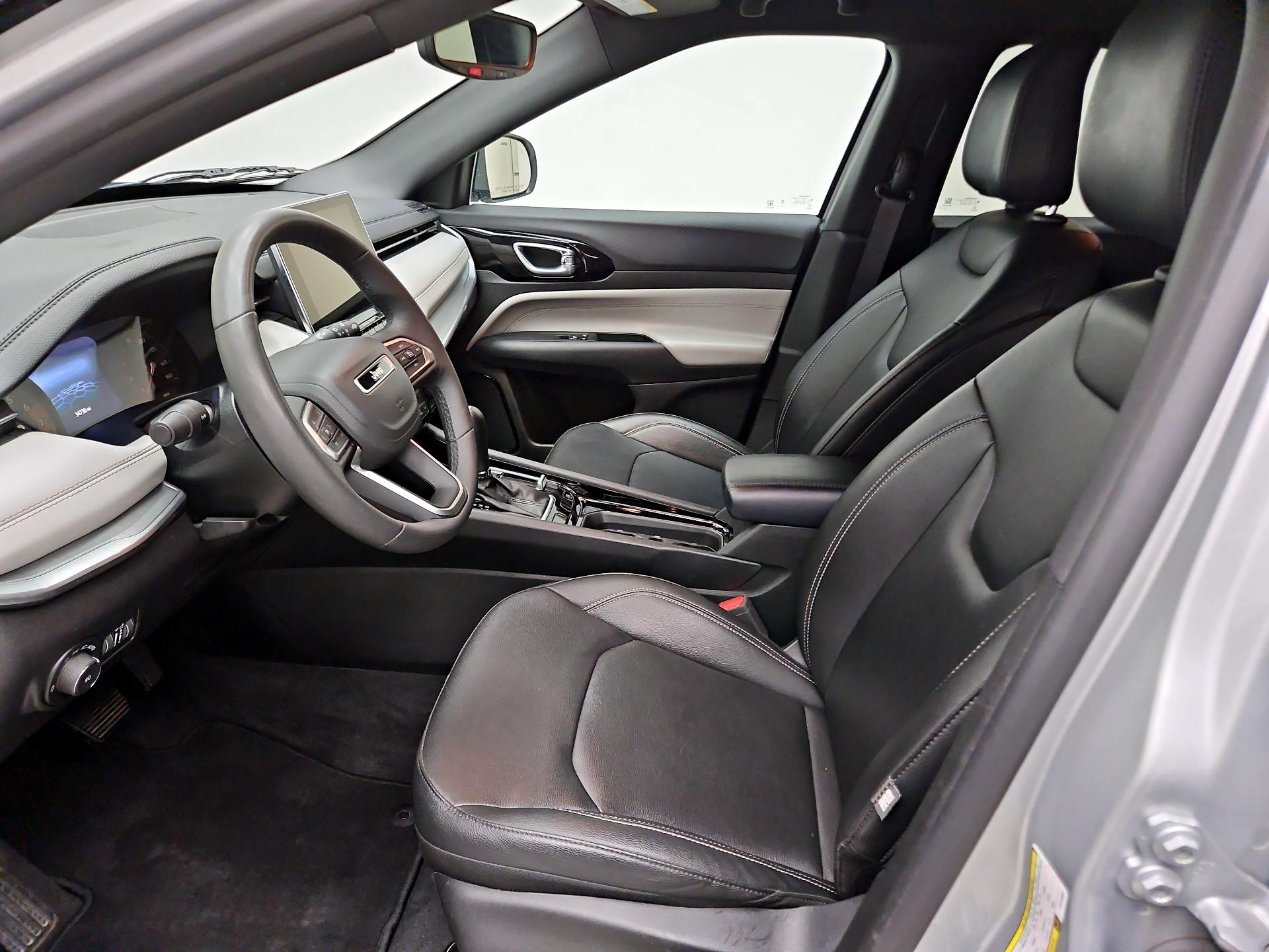 Thumbnail: 2025 Jeep Compass - 11