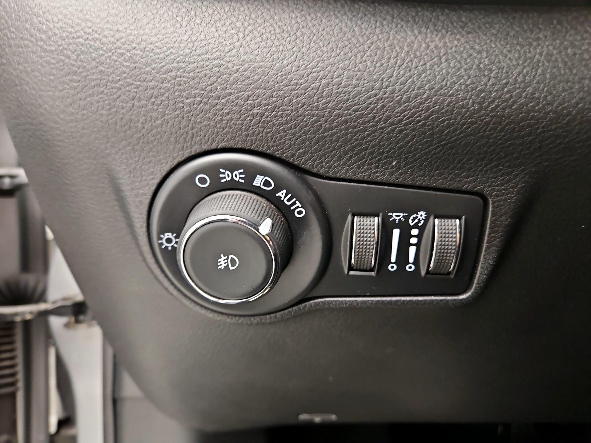 Thumbnail: 2025 Jeep Compass - 13