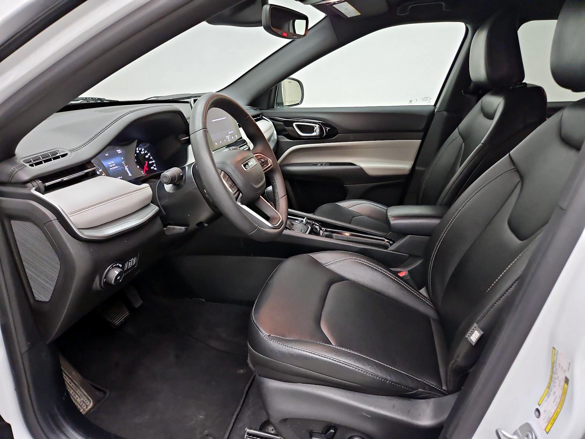 Thumbnail: 2025 Jeep Compass - 11