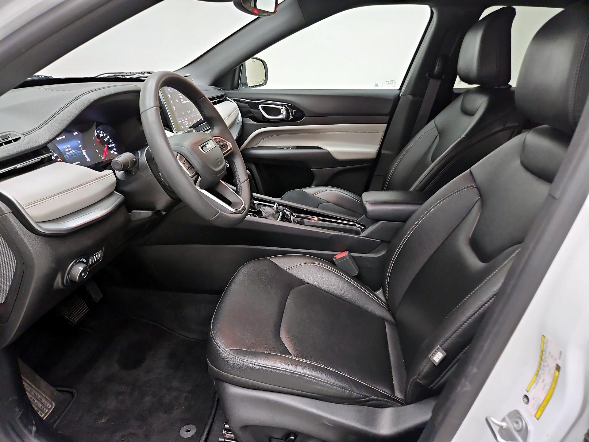 Thumbnail: 2025 Jeep Compass - 11