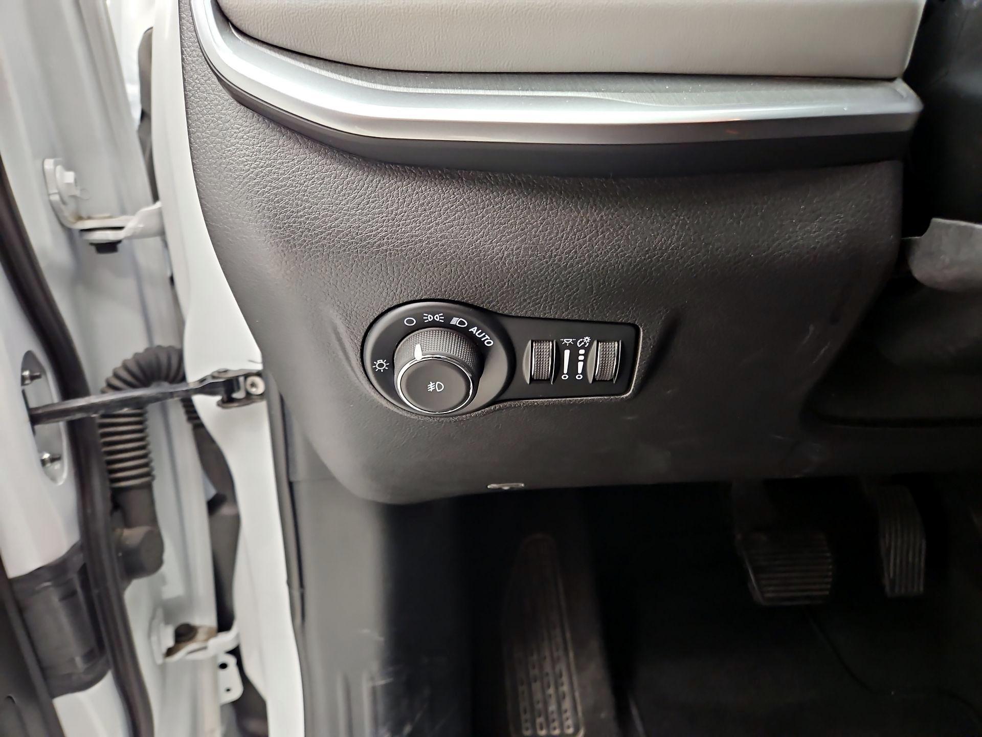 Thumbnail: 2025 Jeep Compass - 13