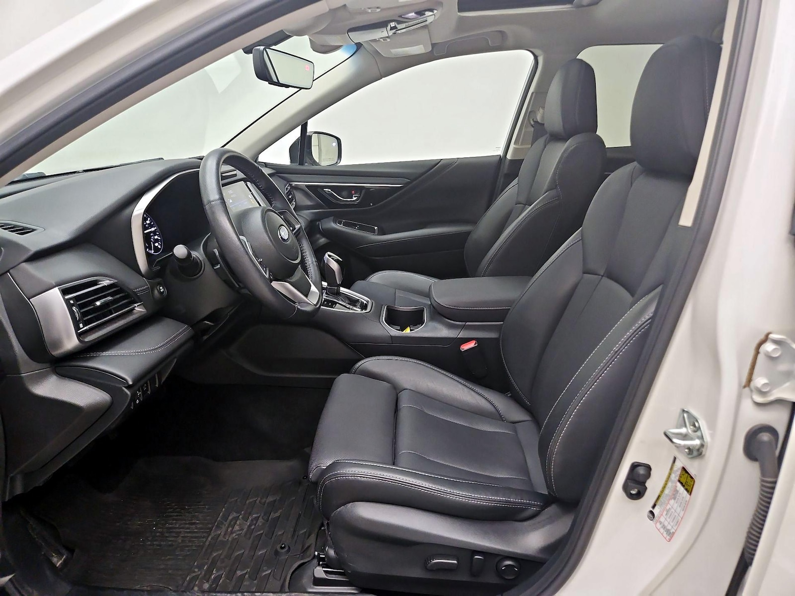 2022 Subaru Outback Limited - Photo 12