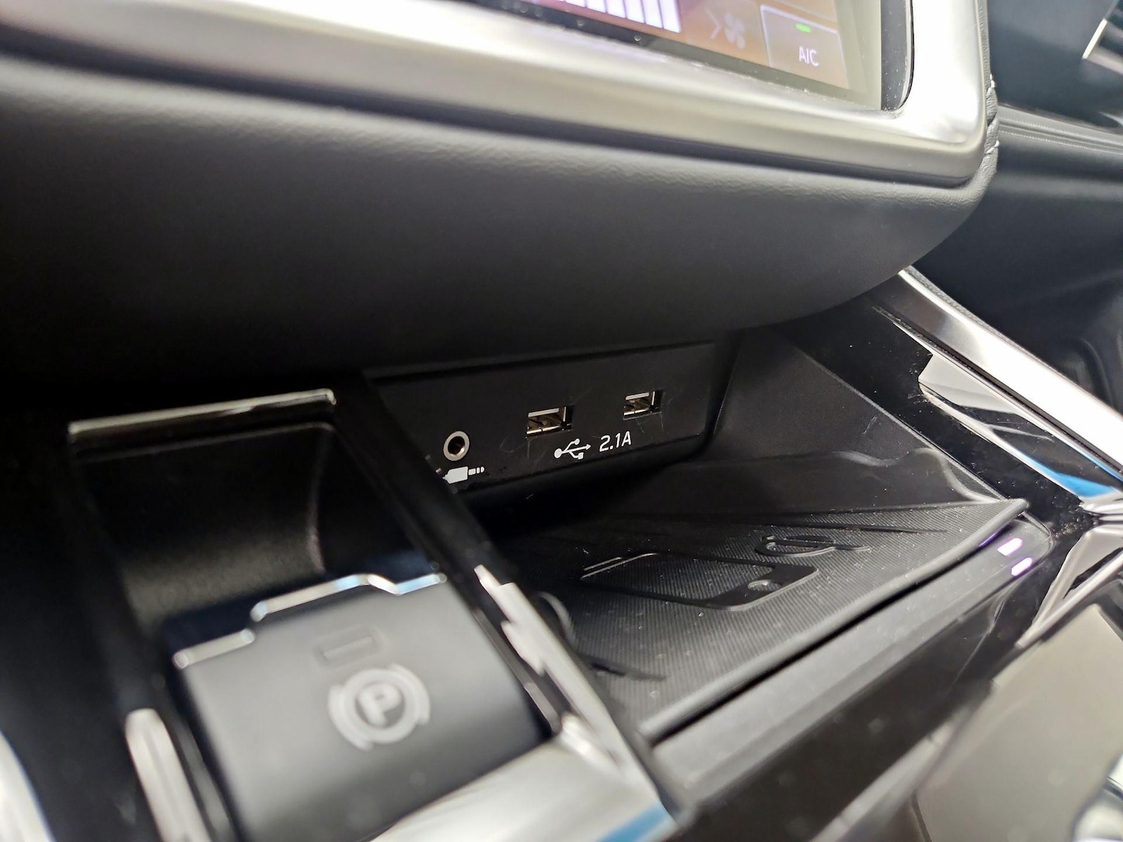 2022 Subaru Outback Limited - Photo 19