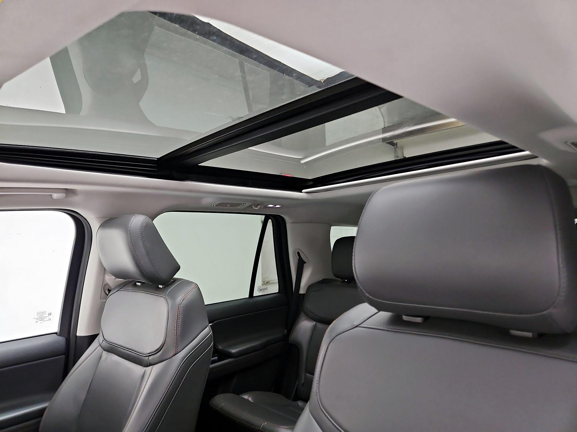 Thumbnail: 2025 Ford Expedition - 20