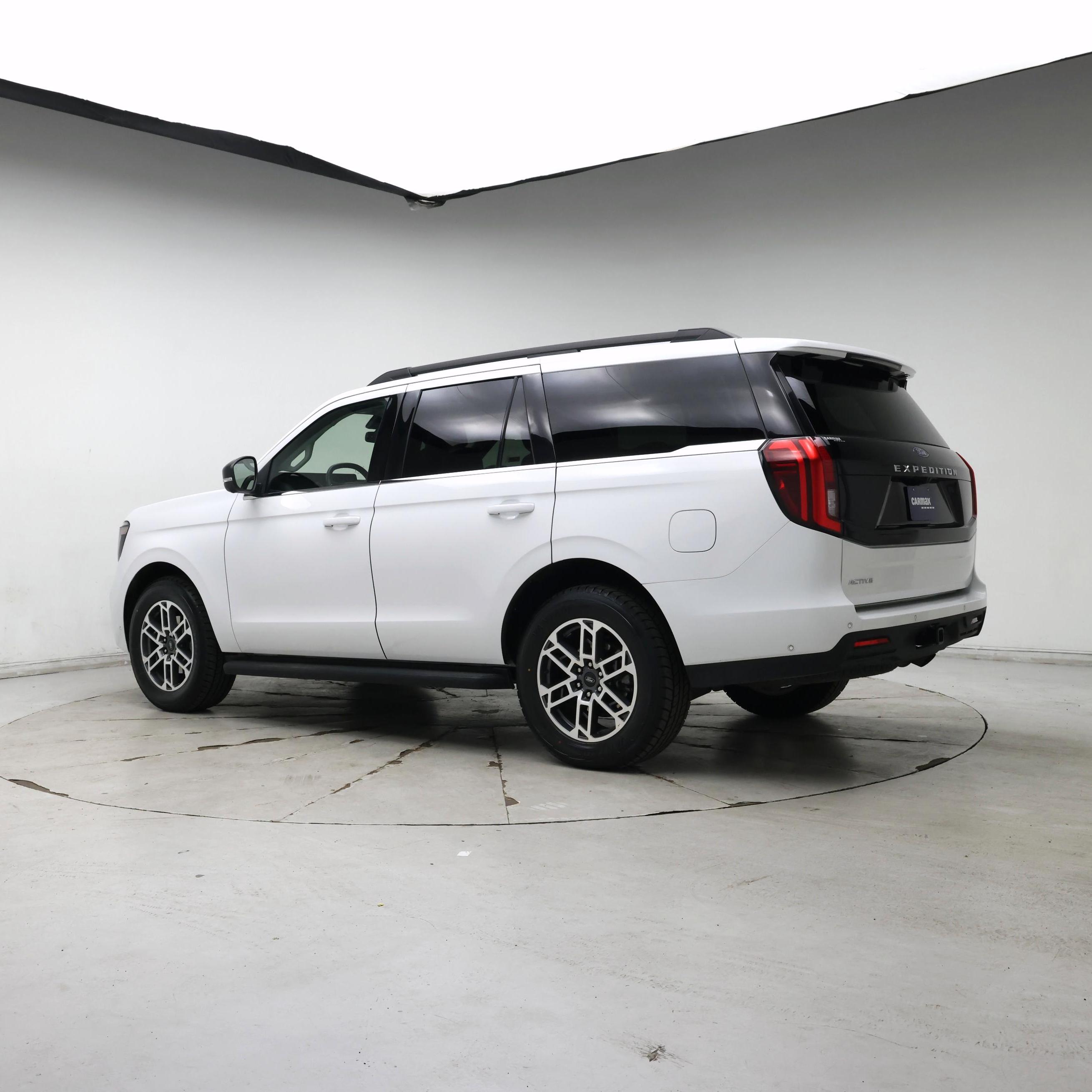 Thumbnail: 2025 Ford Expedition - 4