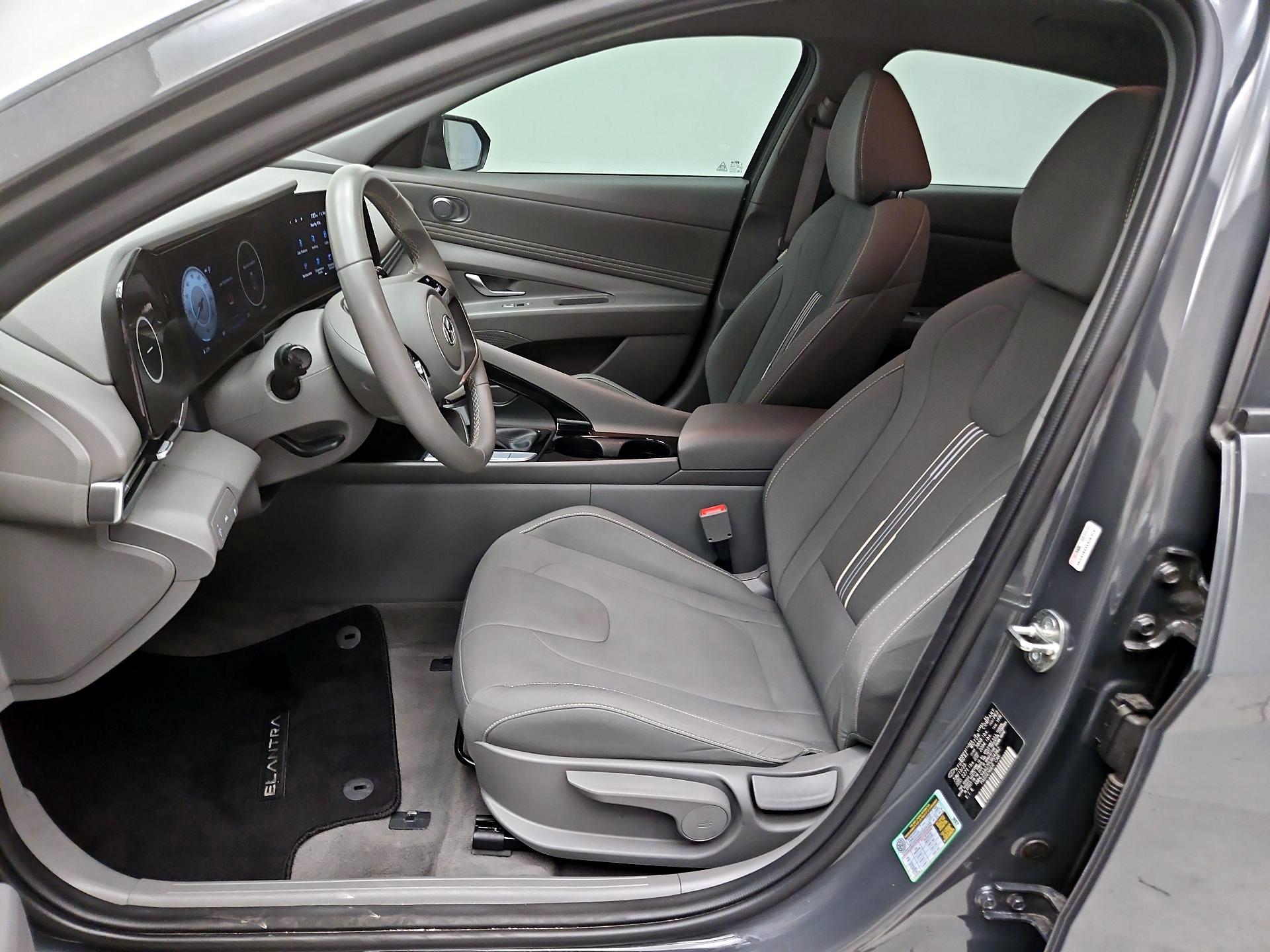 Thumbnail: 2023 Hyundai Elantra - 11