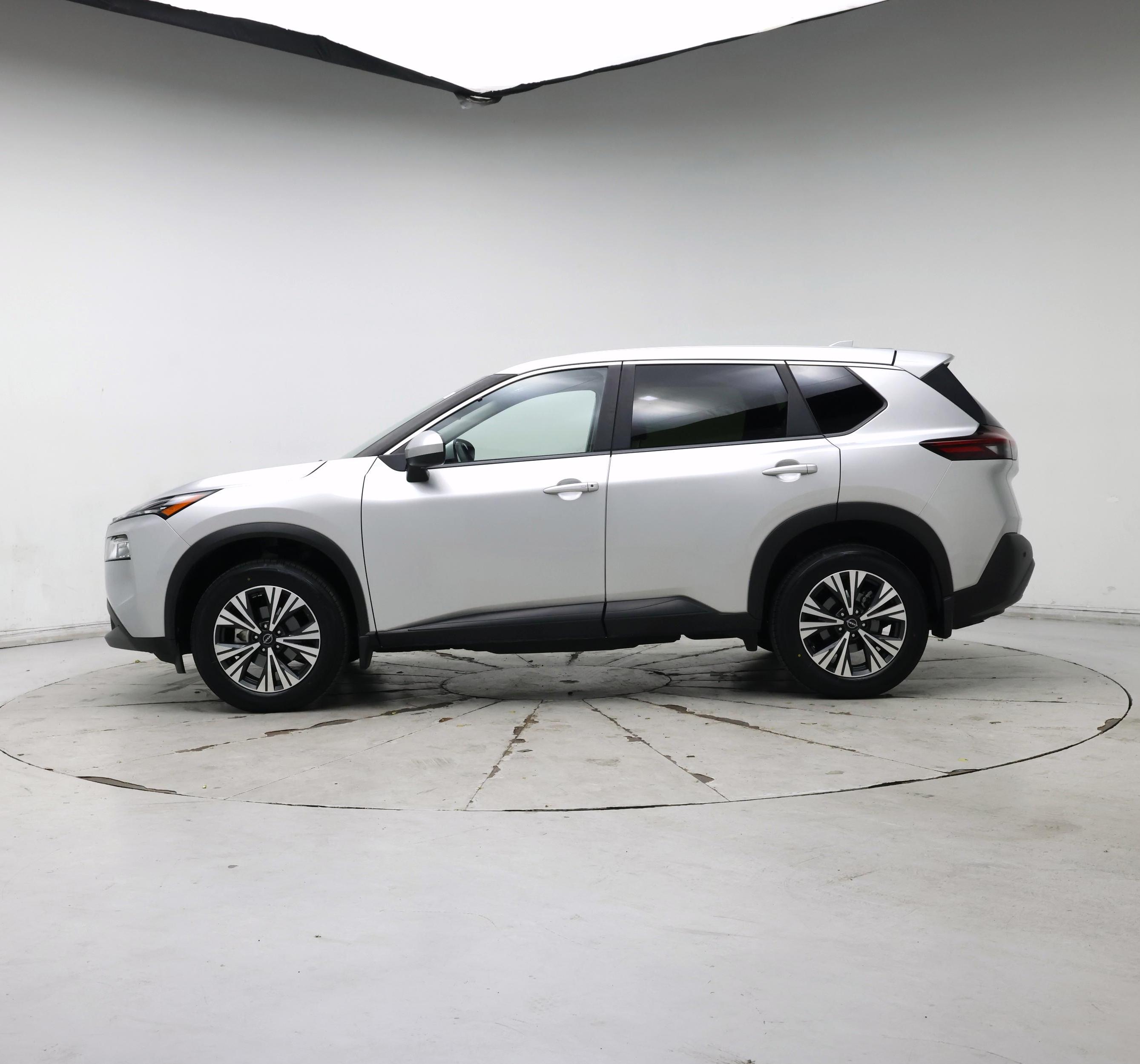 Thumbnail: 2023 Nissan Rogue - 3