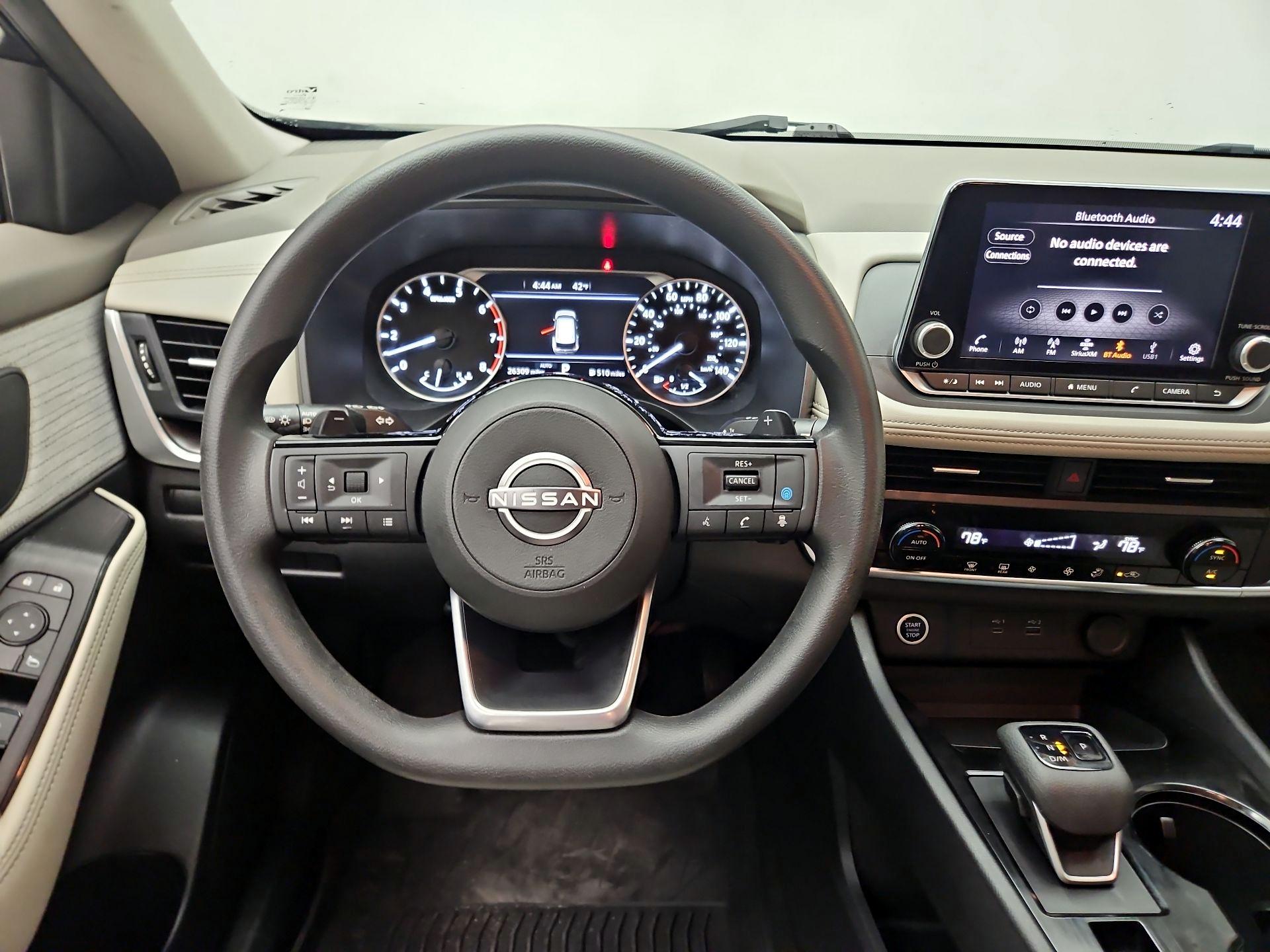 Thumbnail: 2023 Nissan Rogue - 10